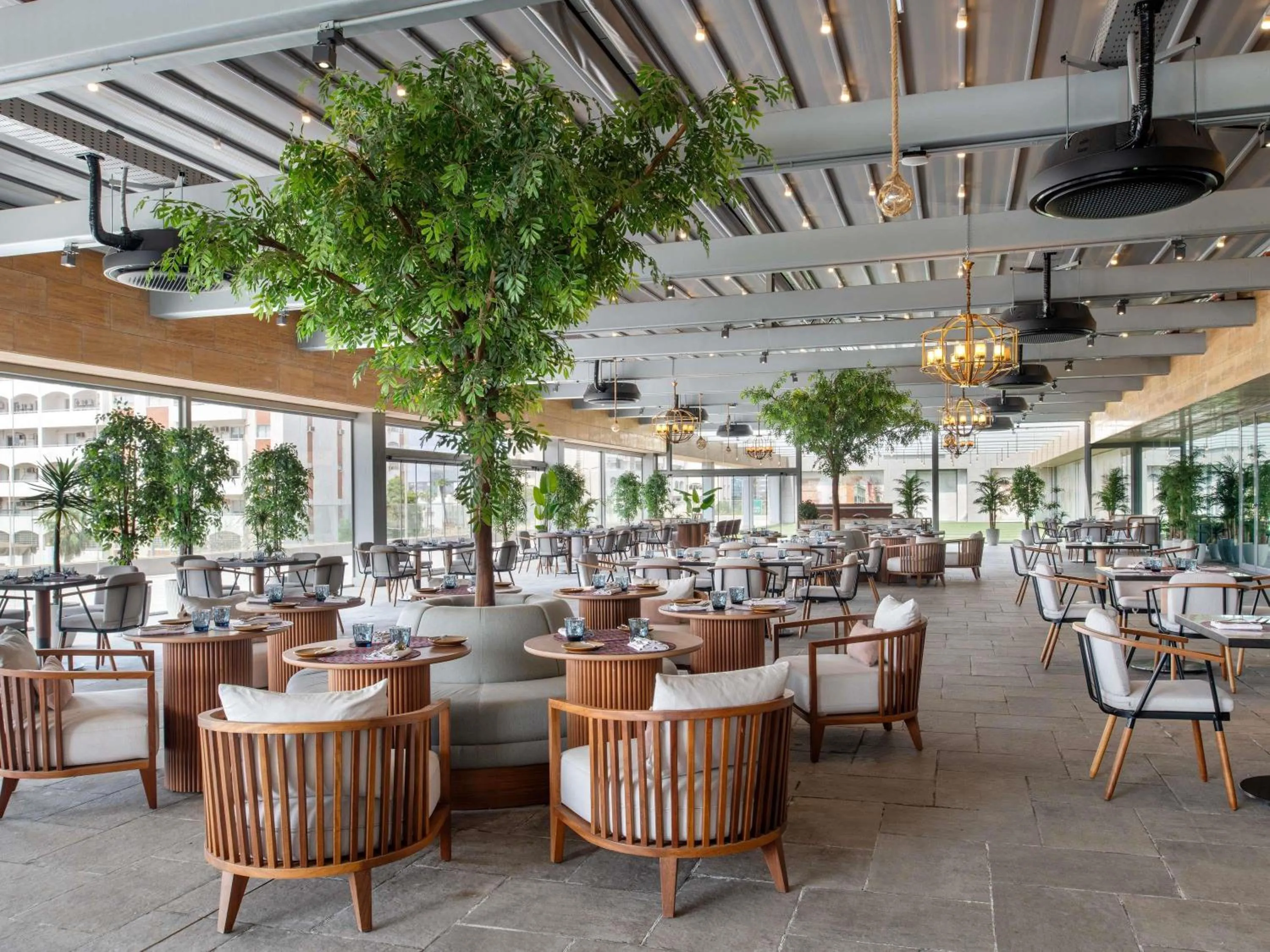 Restaurant/places to eat in Swissotel Living Jeddah