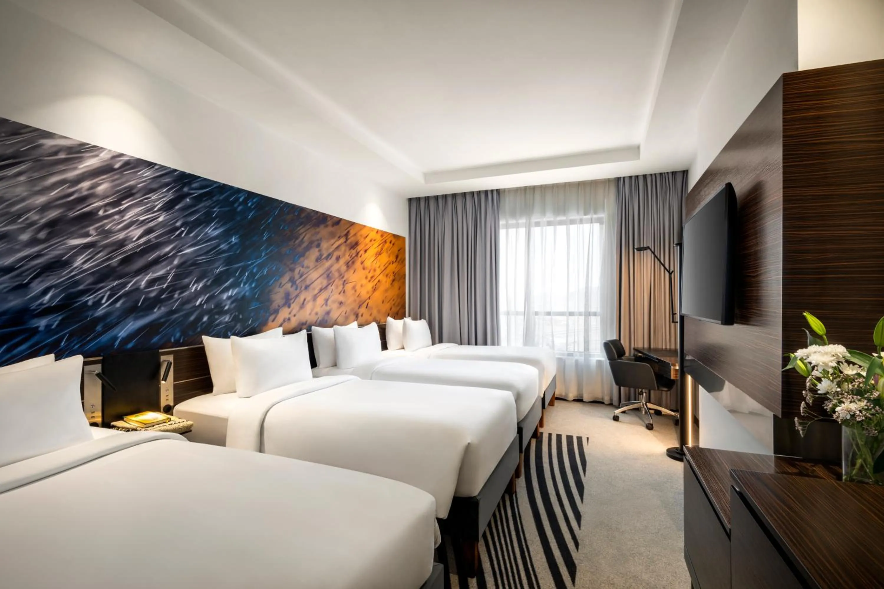 Bed in Novotel Makkah Thakher City