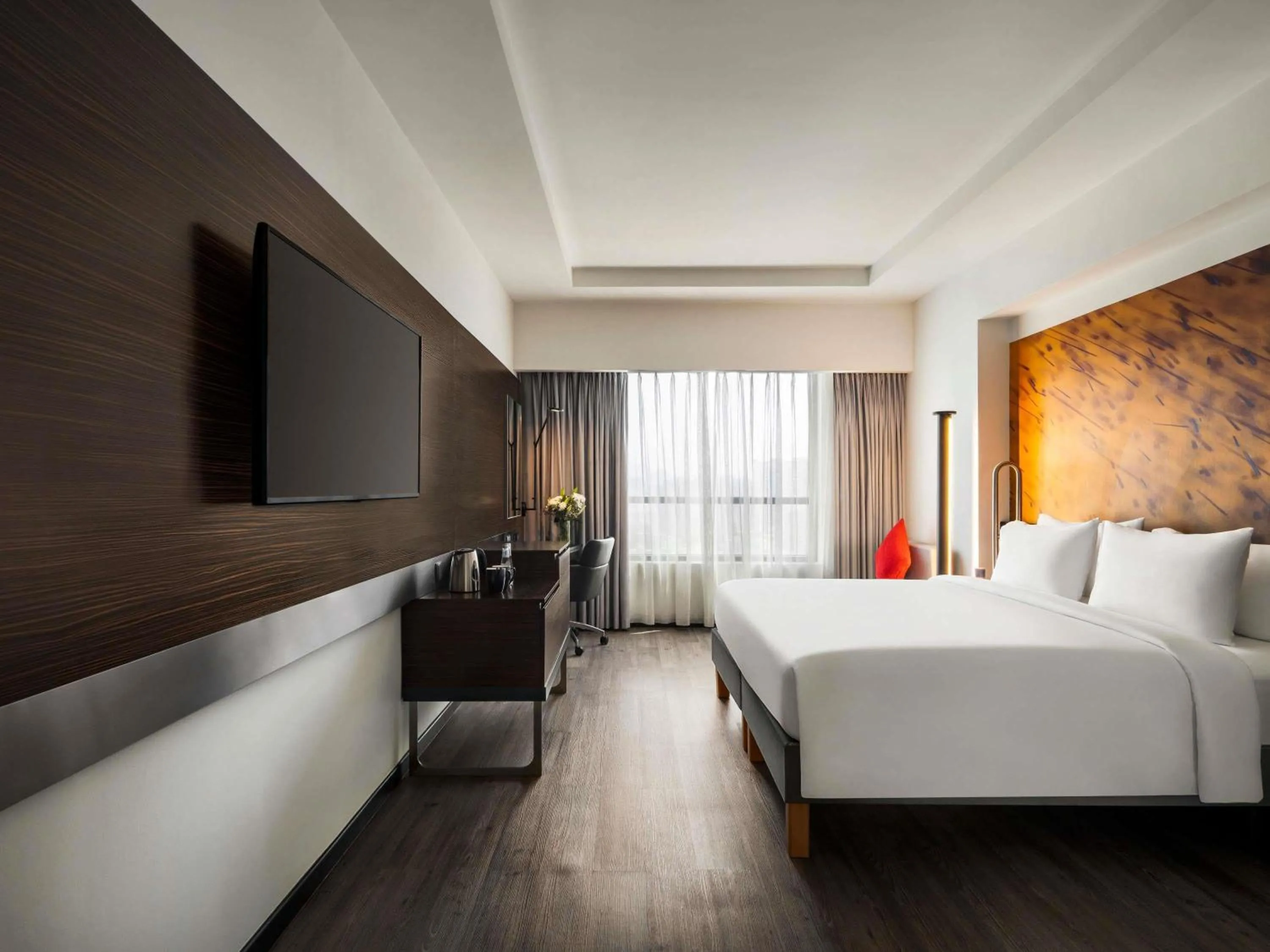 Bedroom, Bed in Novotel Makkah Thakher City