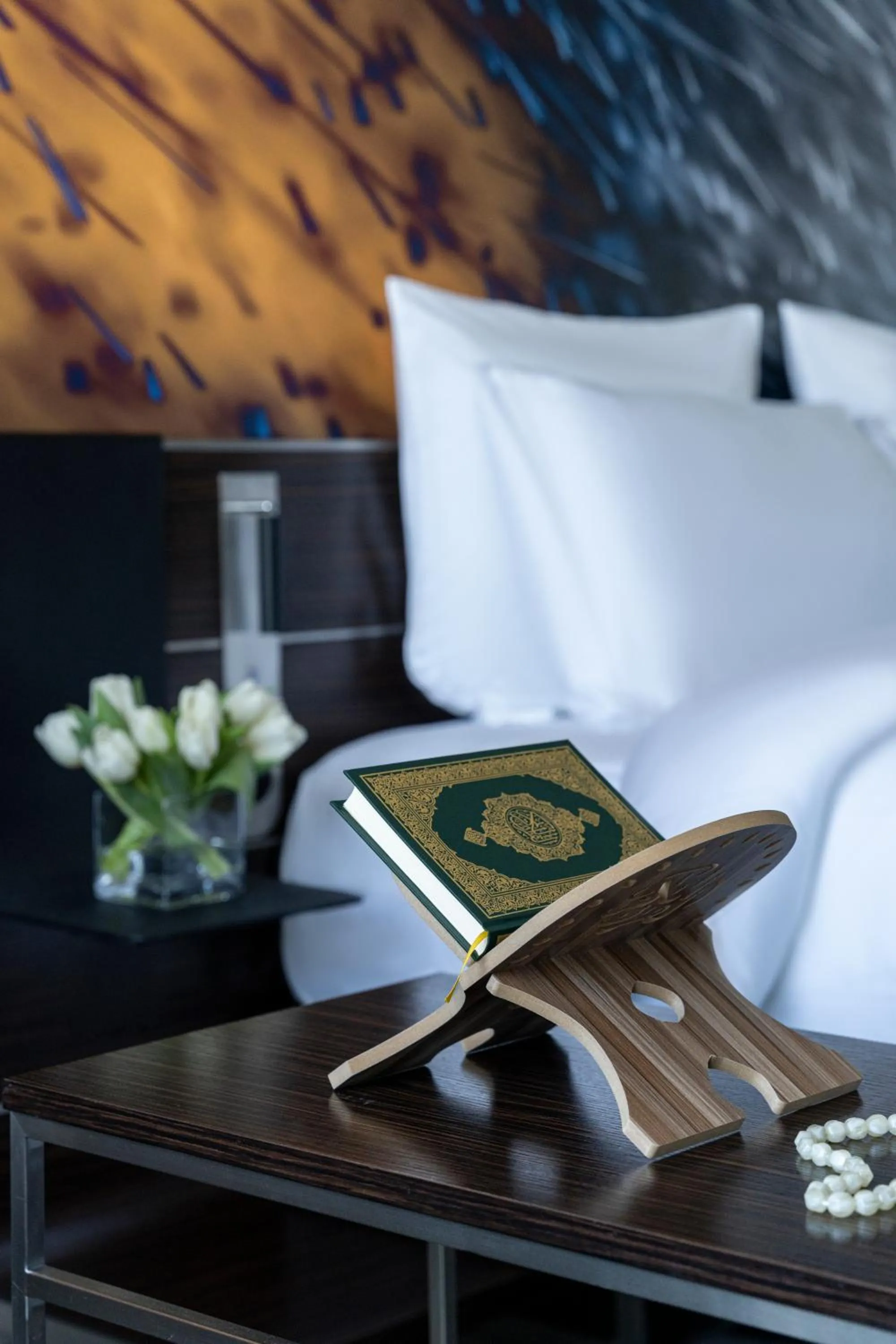 Bed in Novotel Makkah Thakher City