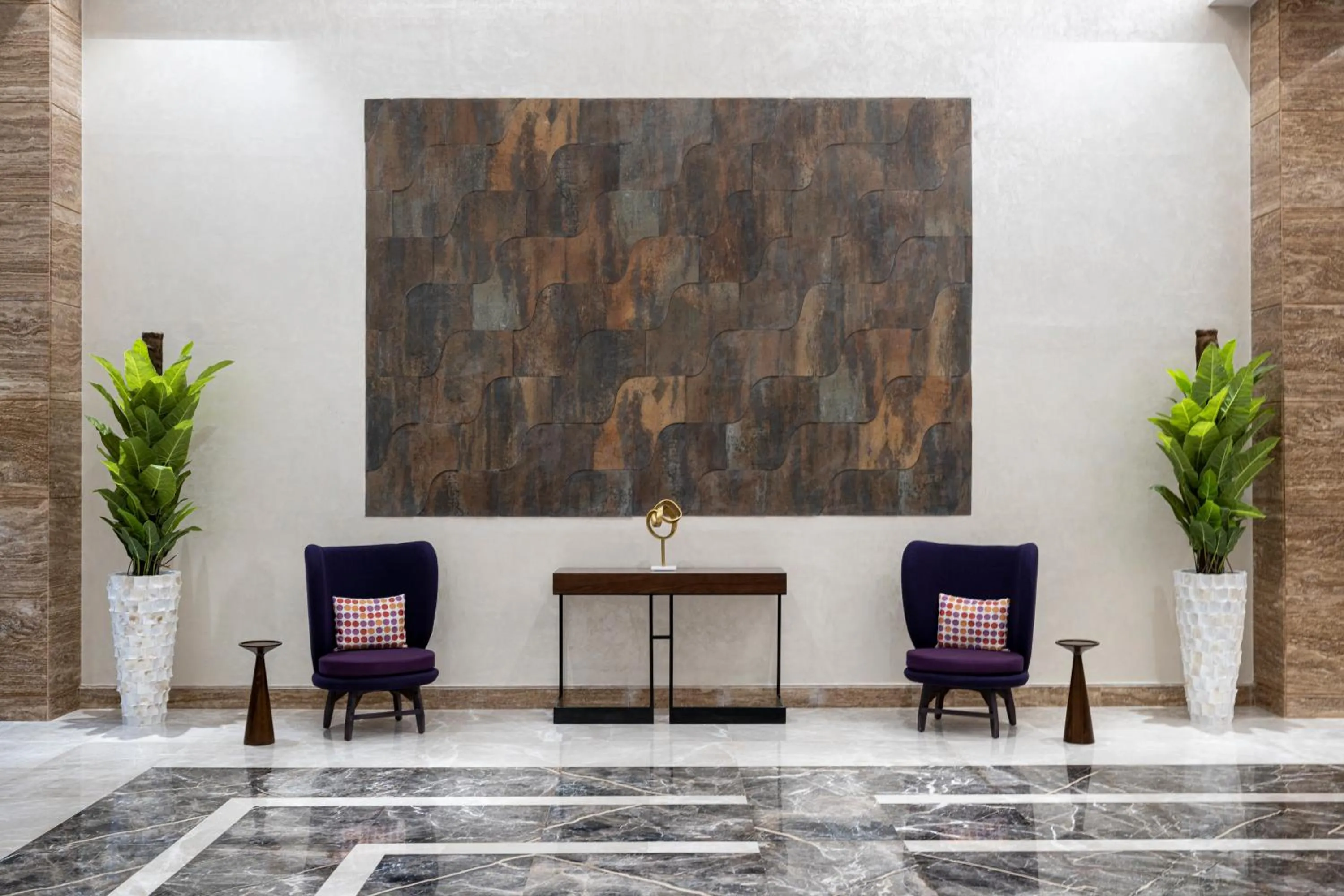 Lobby or reception in Novotel Makkah Thakher City