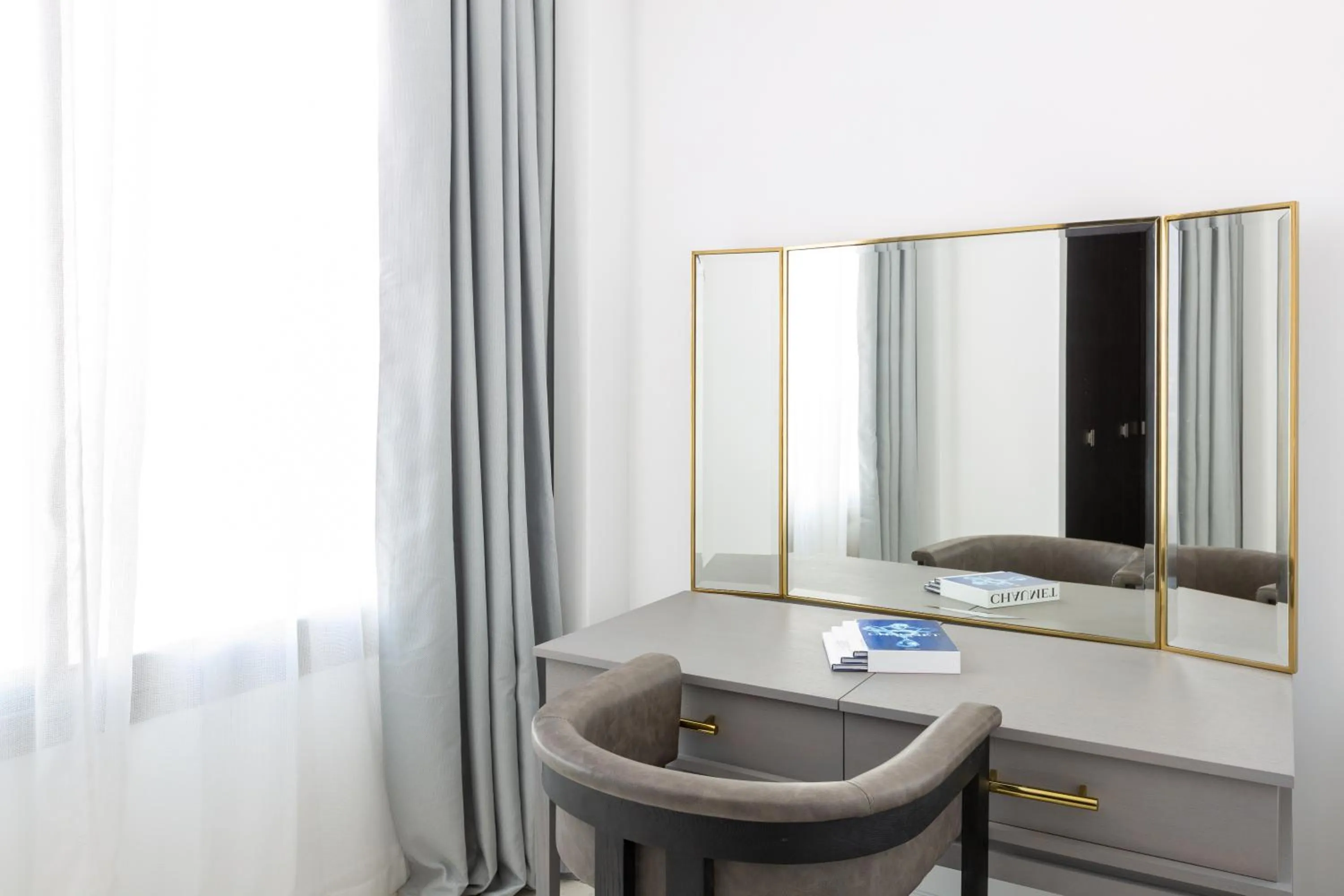 hair dresser in Fairmont La Marina Rabat Sale Hotel