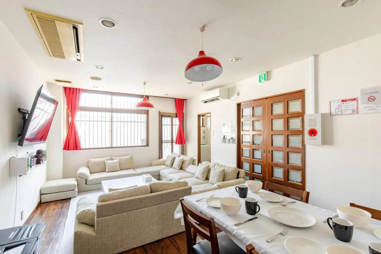 Living room in G'Day Hostel