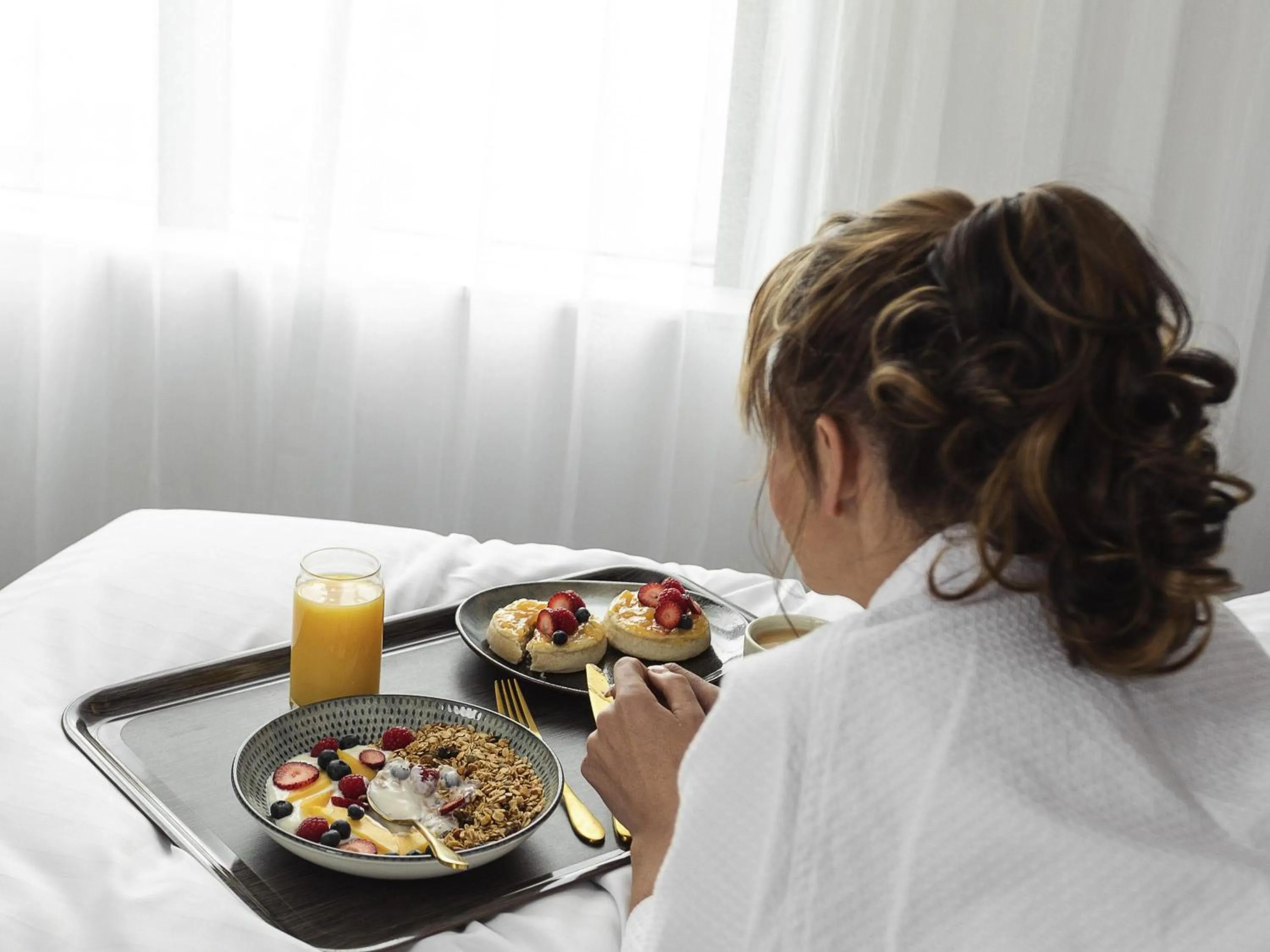 Bedroom in Novotel Devonport