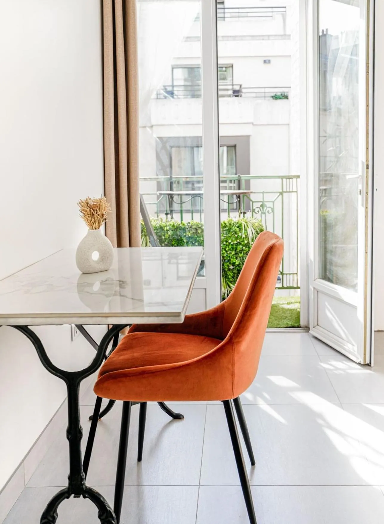 Day in Appart Hôtel Résidence Courcelle