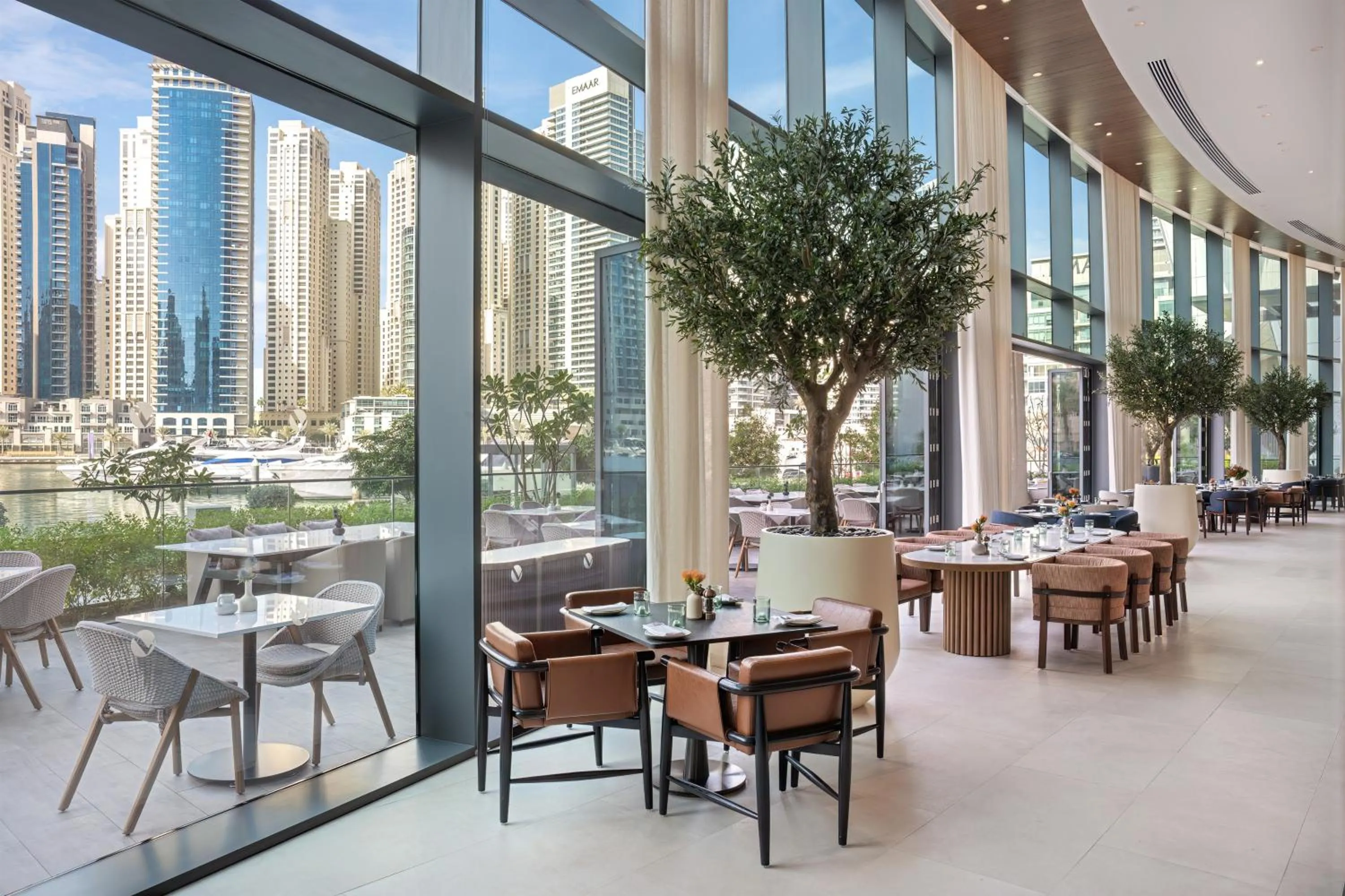 Restaurant/places to eat in Vida Dubai Marina & Yacht Club