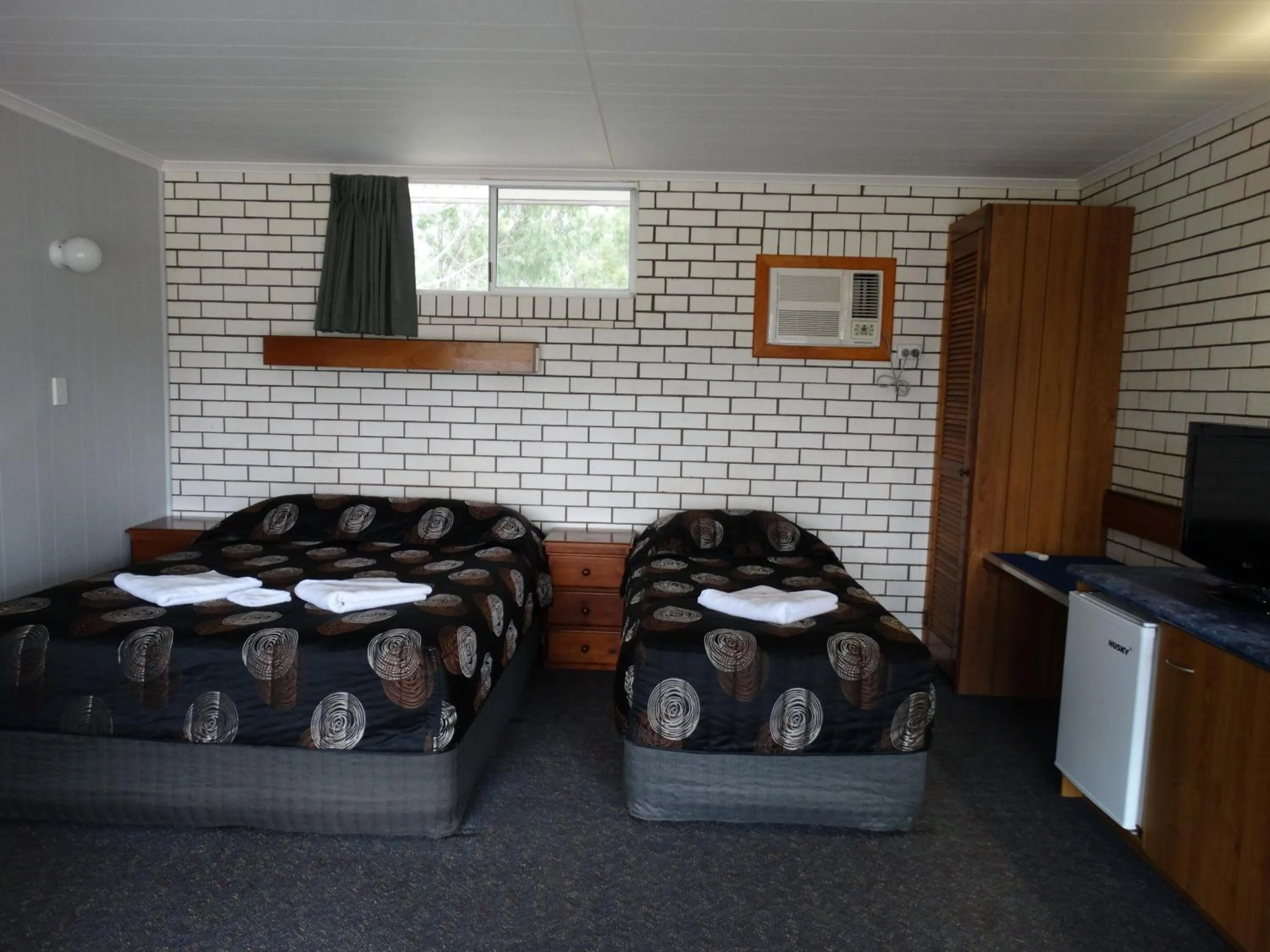 Photo of the whole room, Bed in Gayndah A Motel