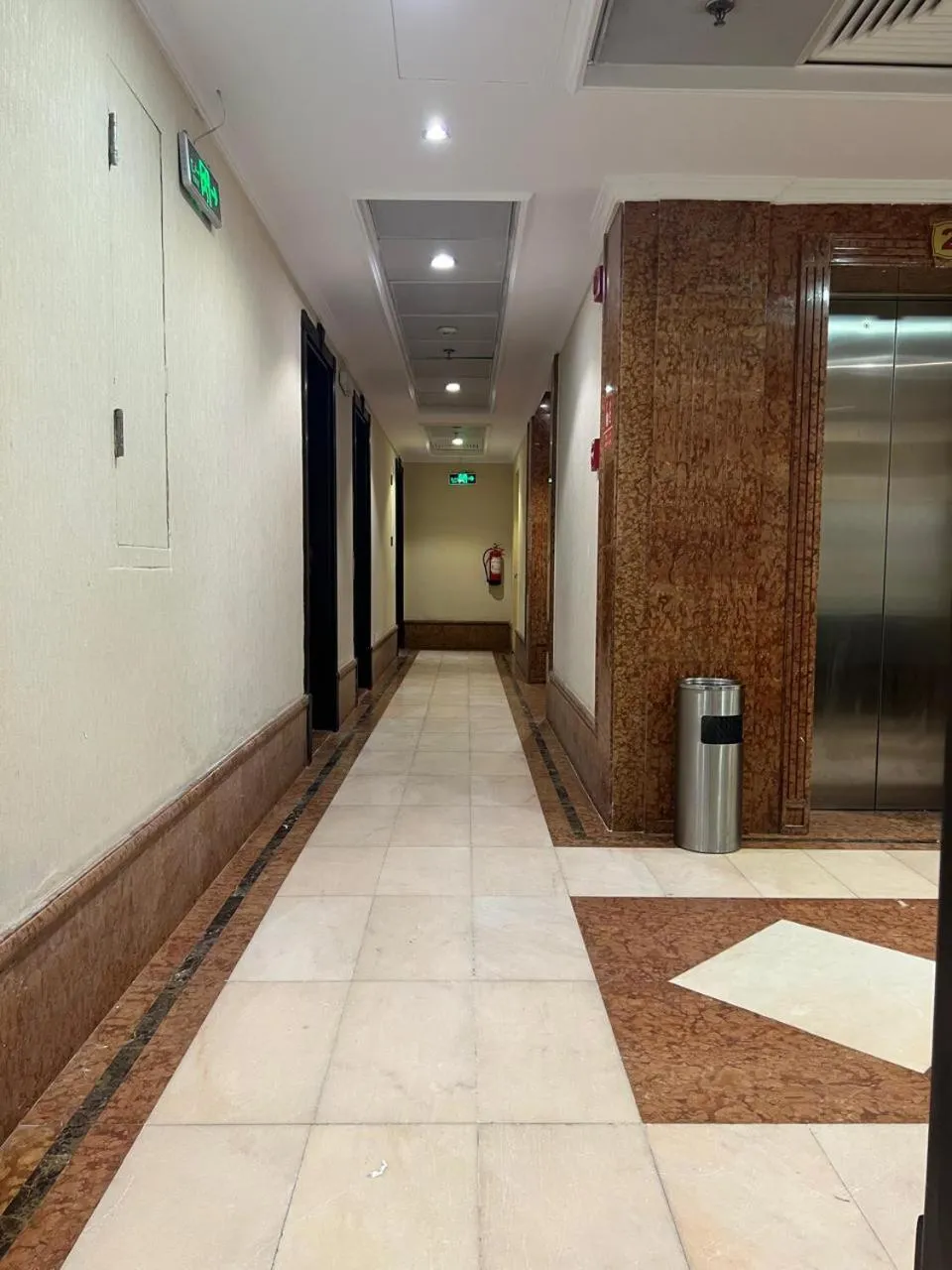 elevator in Sky View Hotel, Madinah
