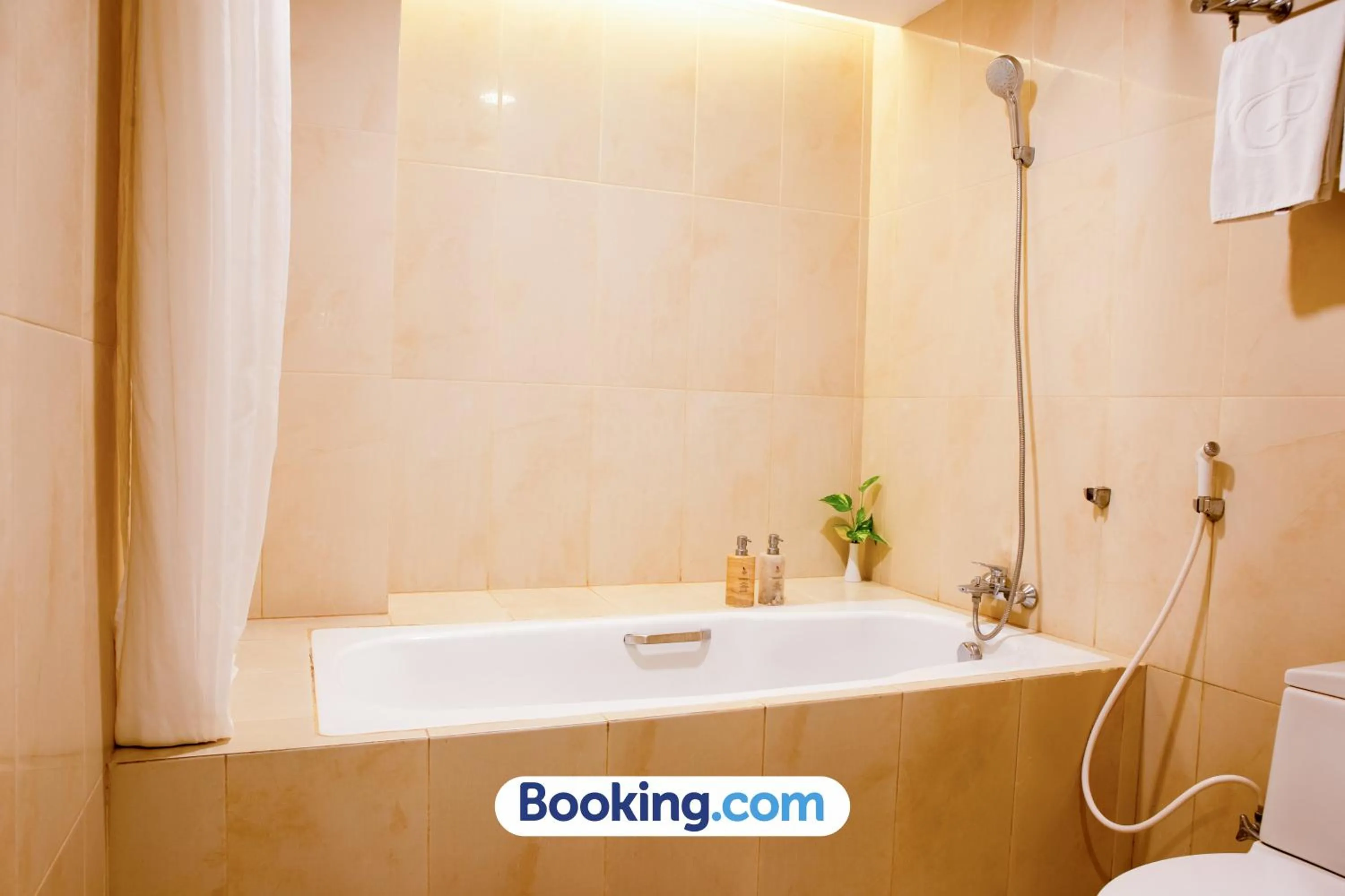 Bath in Gallery Prawirotaman Hotel