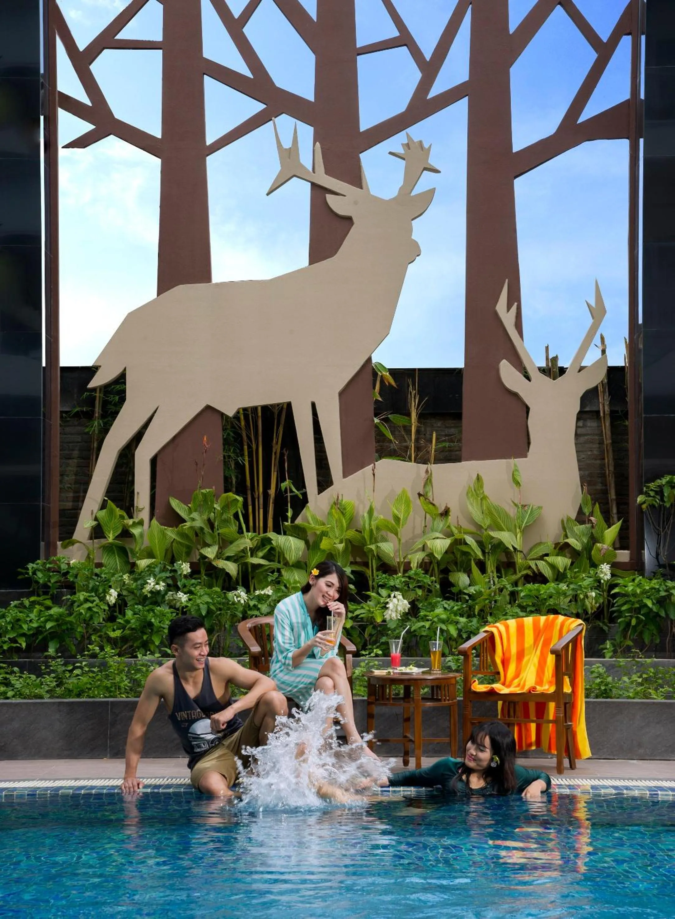 Swimming pool in Gallery Prawirotaman Hotel