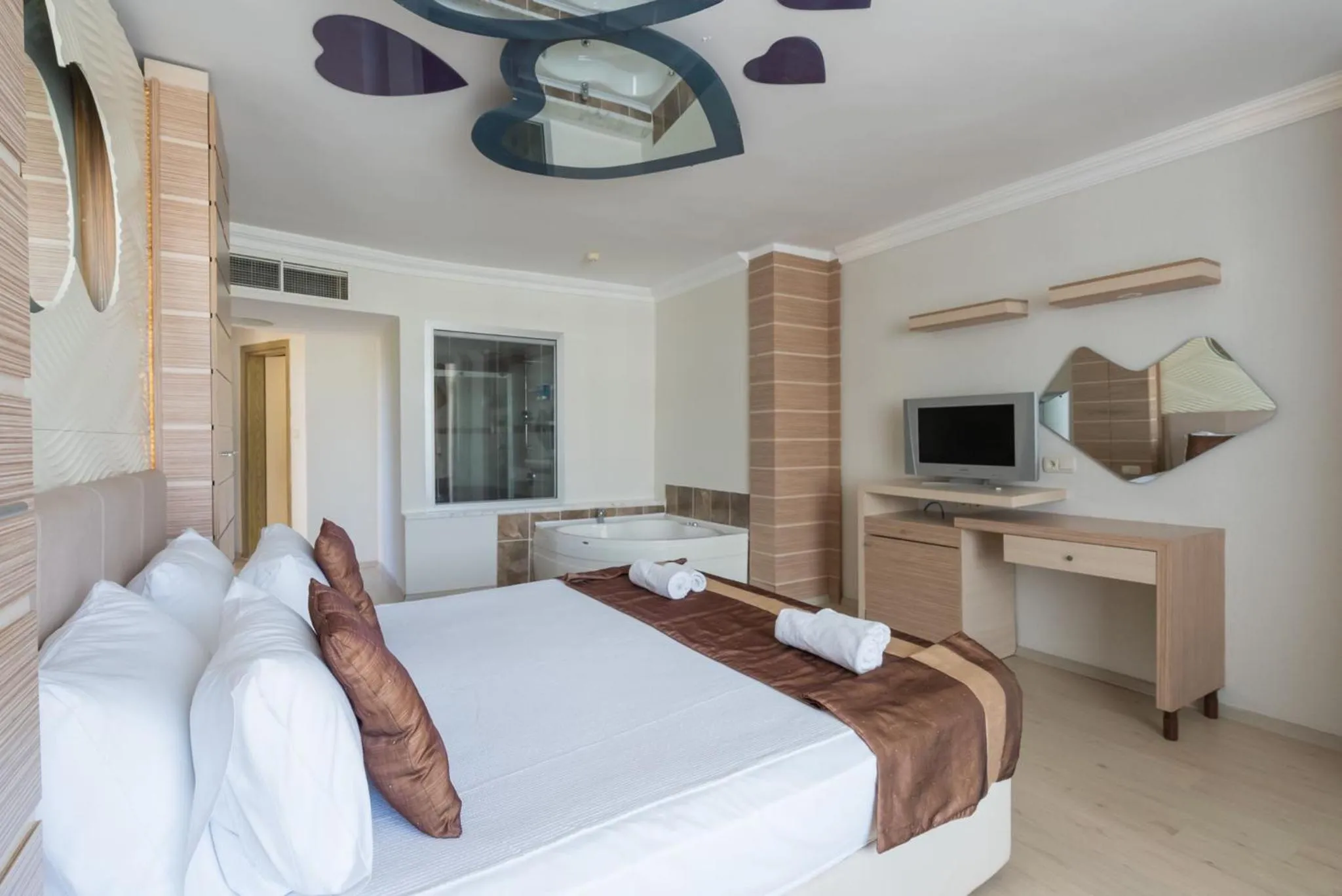 Photo of the whole room, Bed in Hotel Caprea