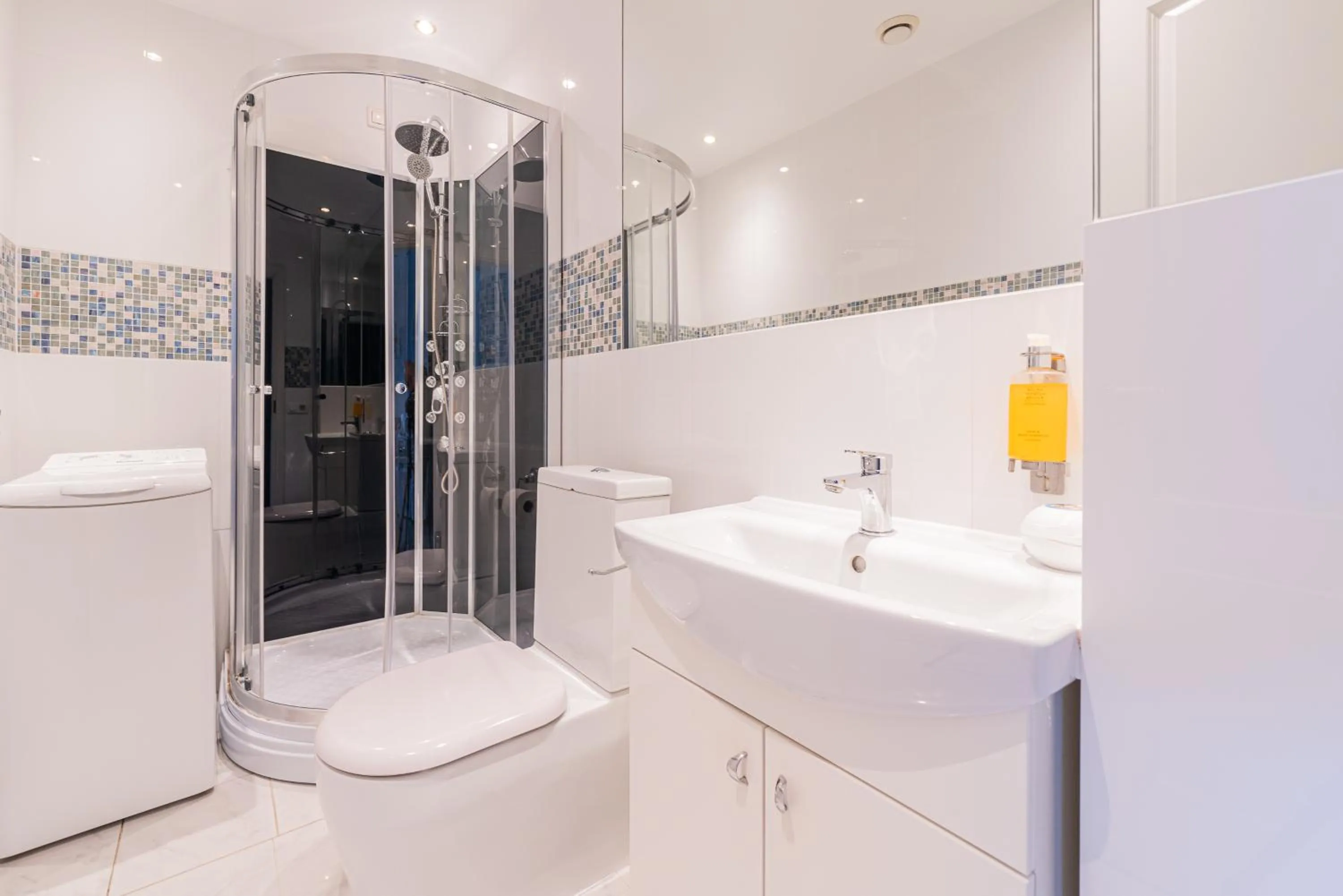 Yoga Residence Apartments