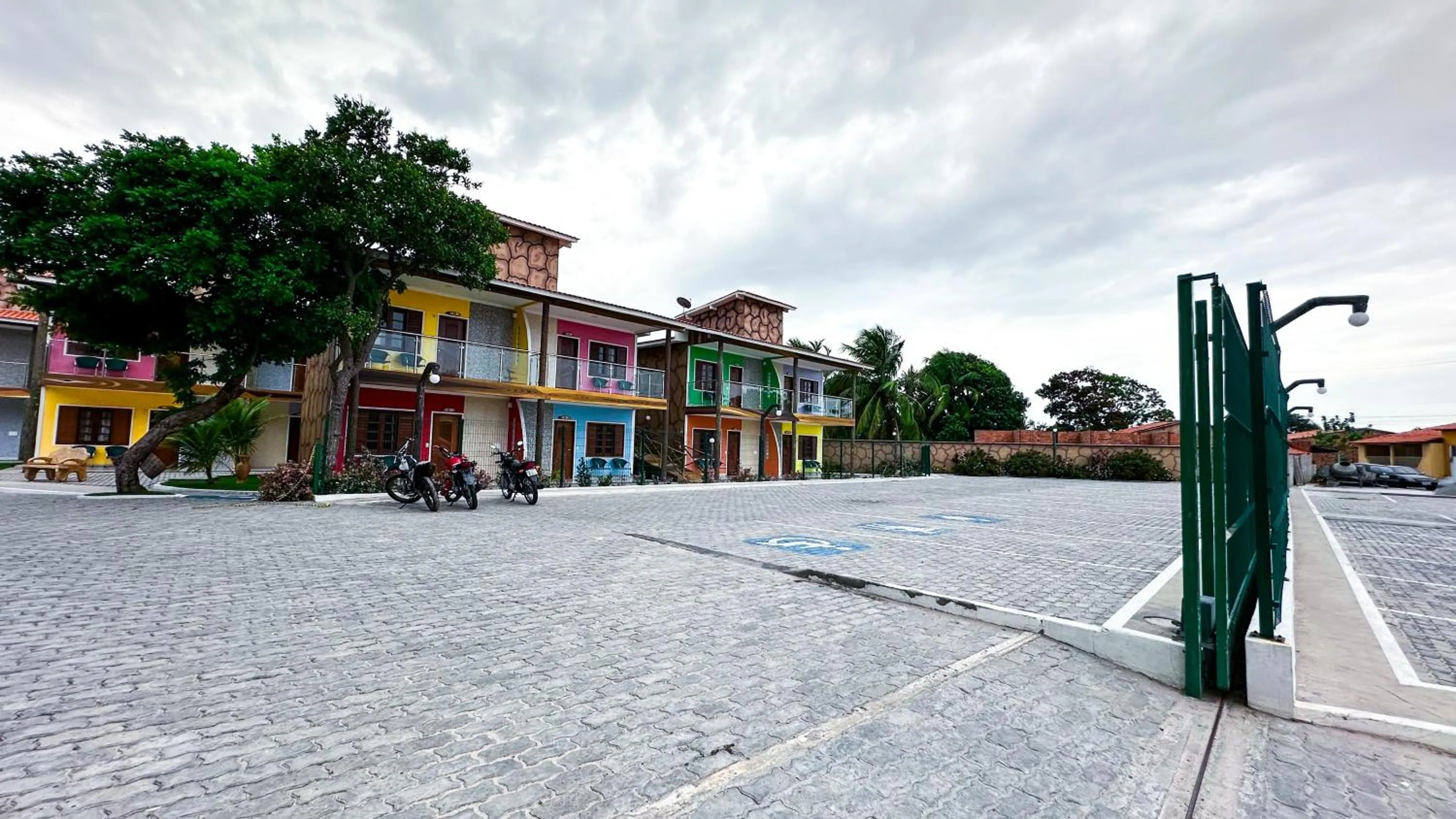 Parking in Pousada Lençóis Maranhenses