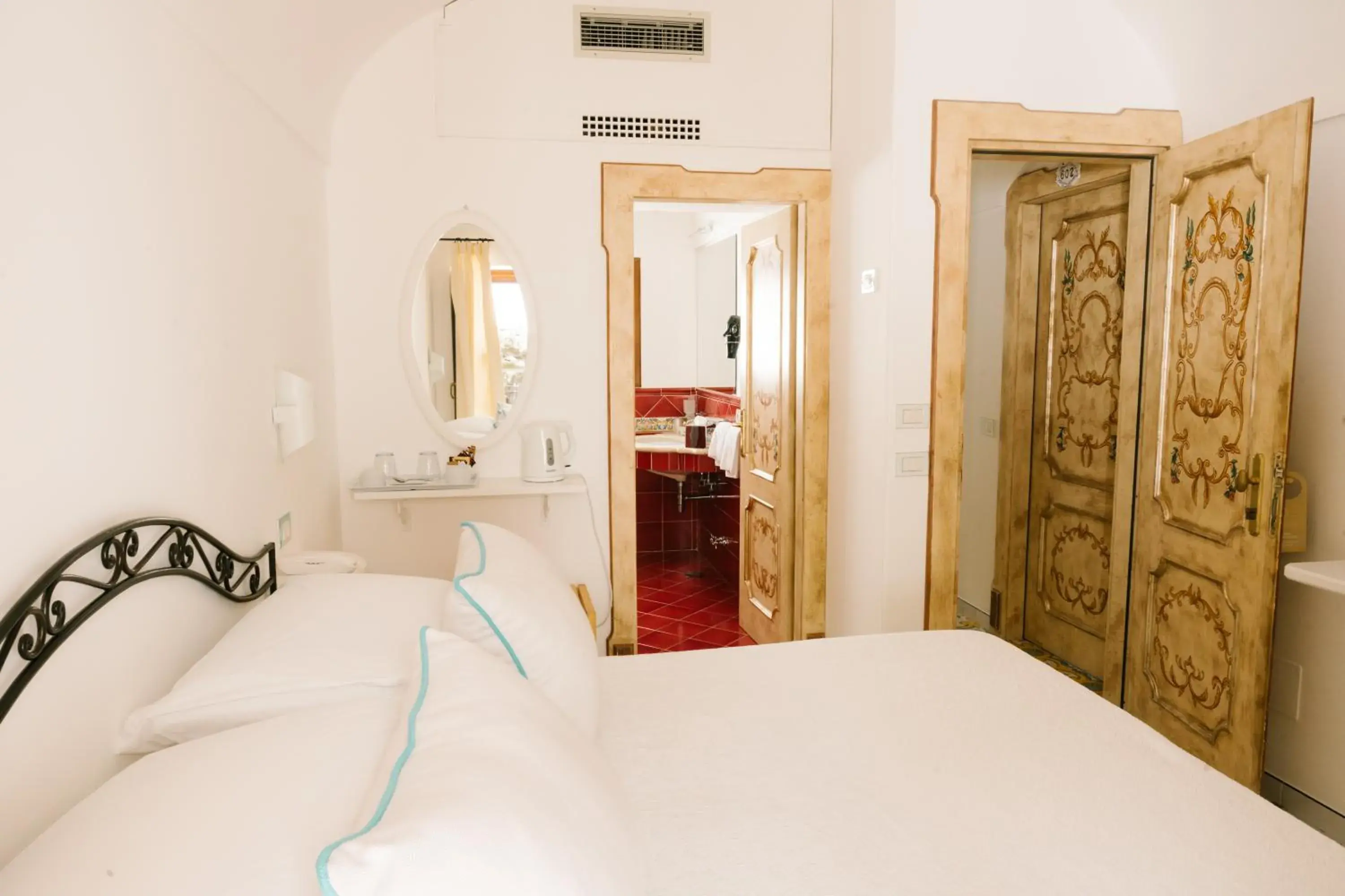 Small Double Room in Villa Principe Giovanni Small Double Room in Villa Principe Giovanni