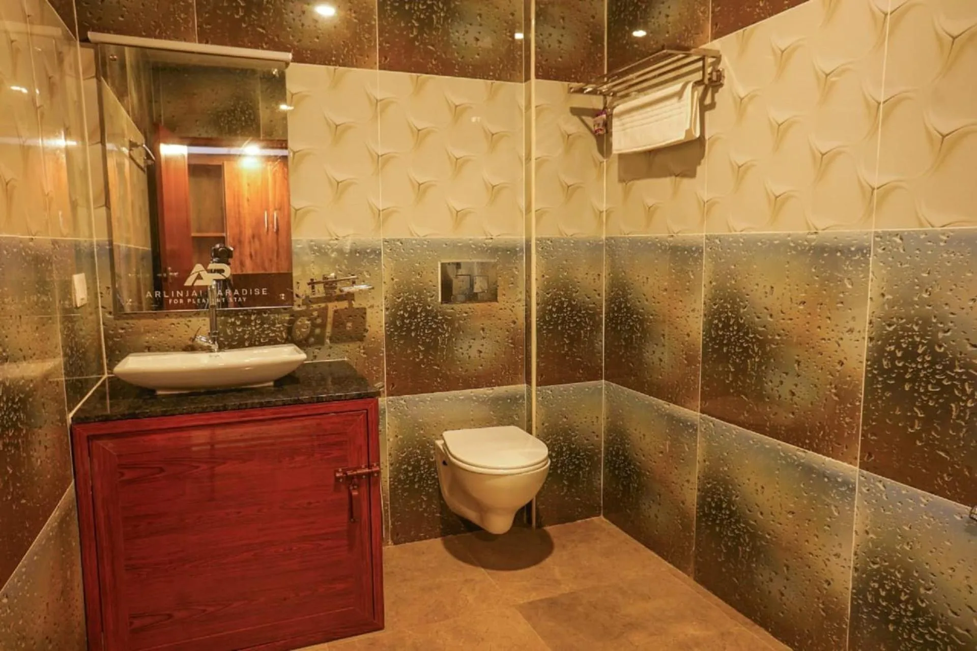 Bathroom in Arlinjai Paradise