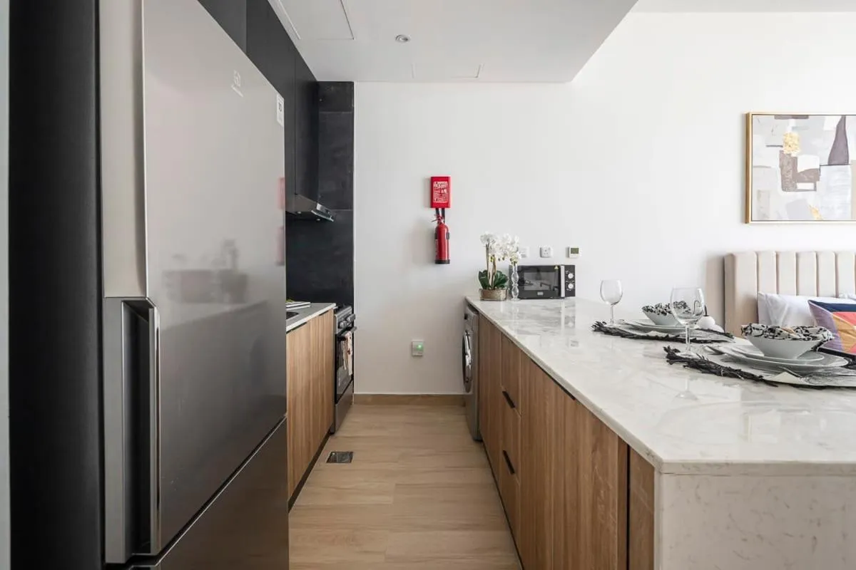 Kitchen or kitchenette in Frank Porter - Regina Tower