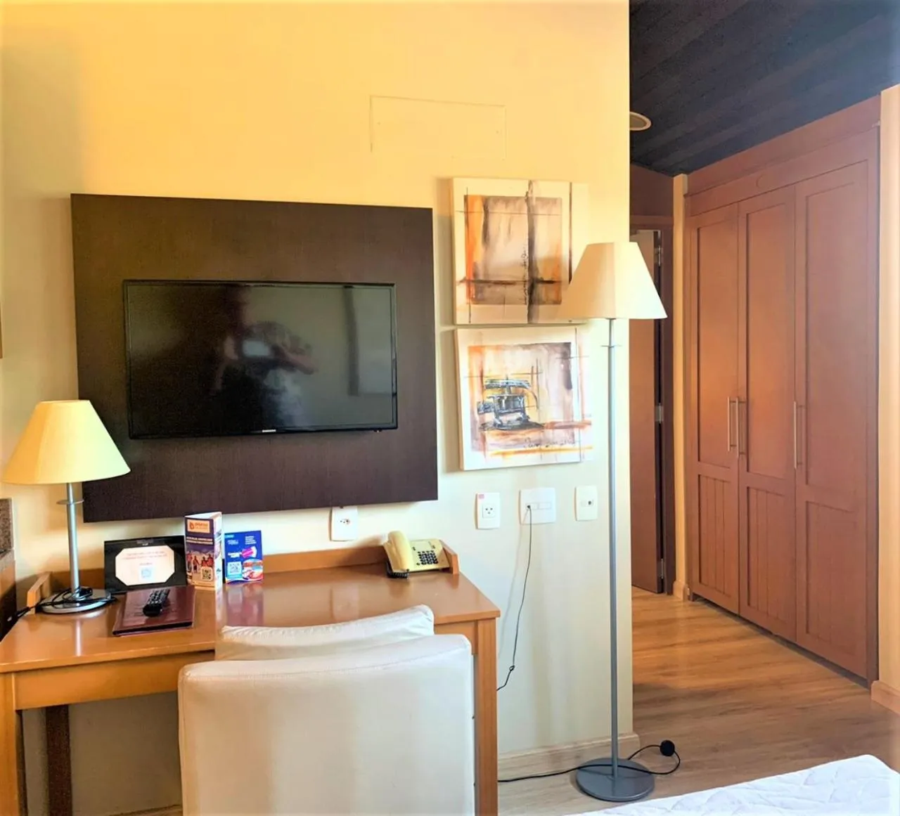 TV and multimedia in Flat em Gramado