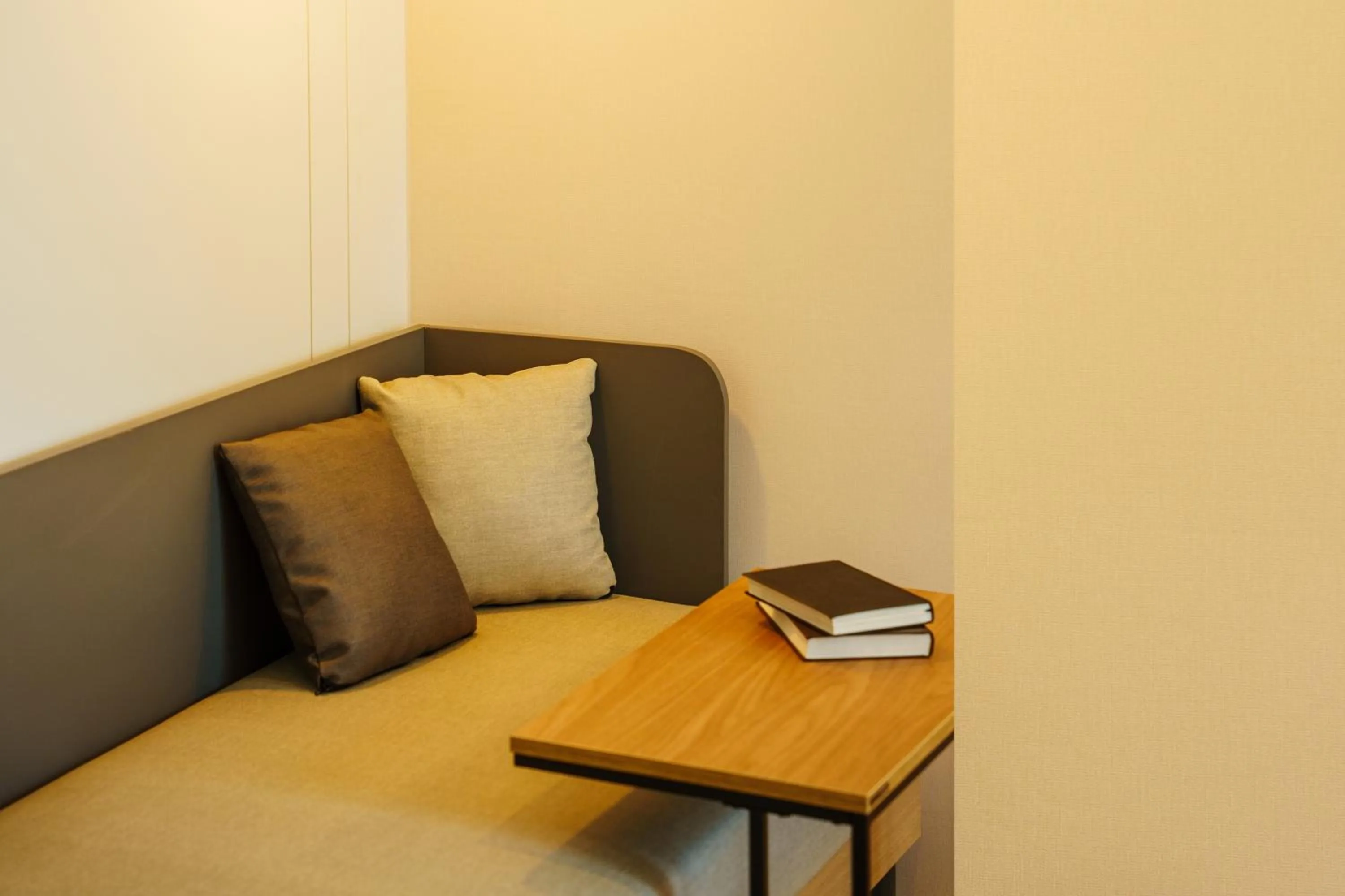 Seating area in Hotel Pico