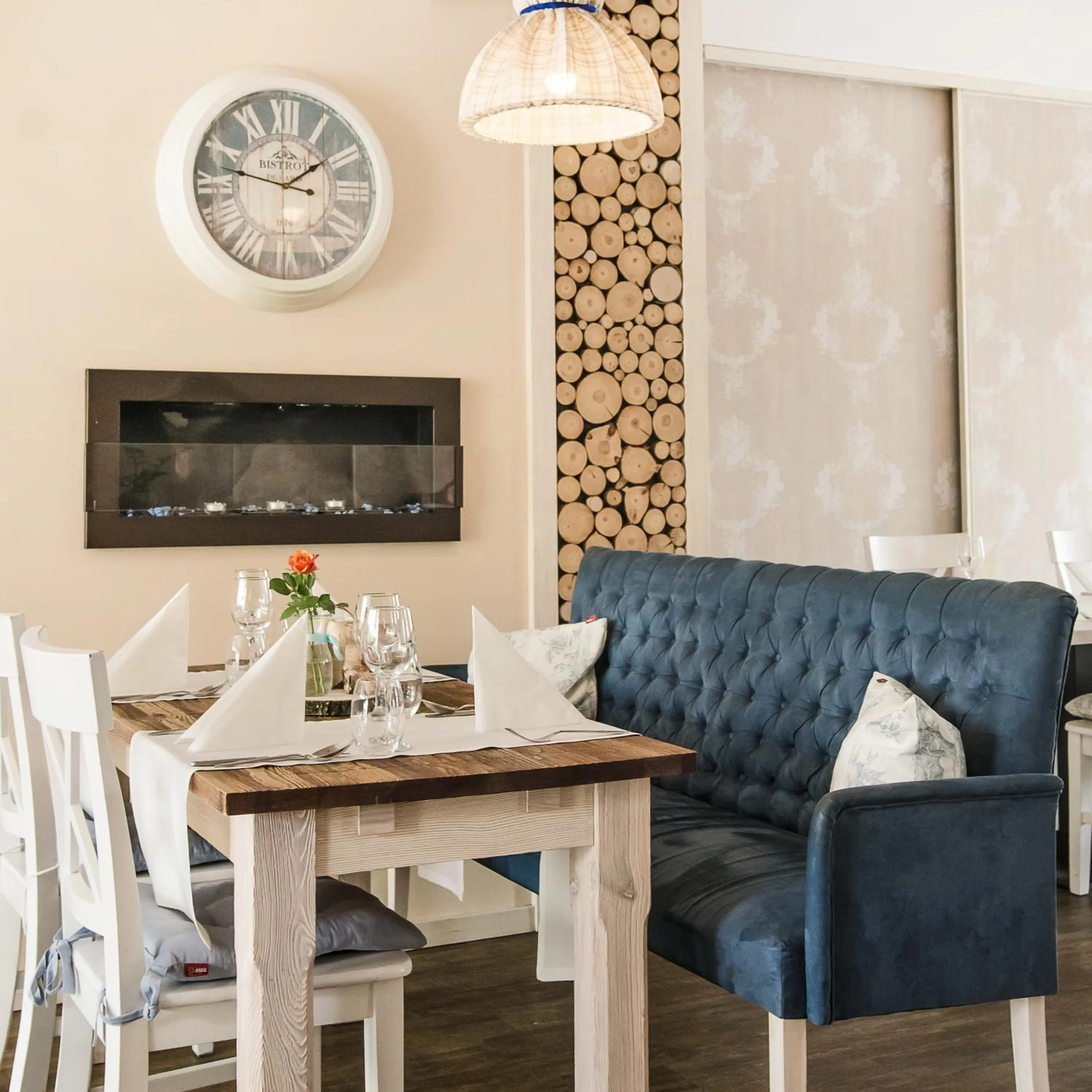 Restaurant/places to eat in Hotel Opole Centrum