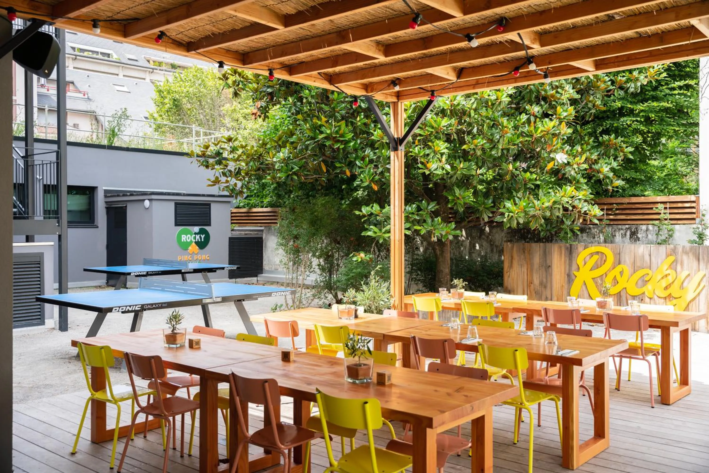 Patio in RockyPop Grenoble Hotel