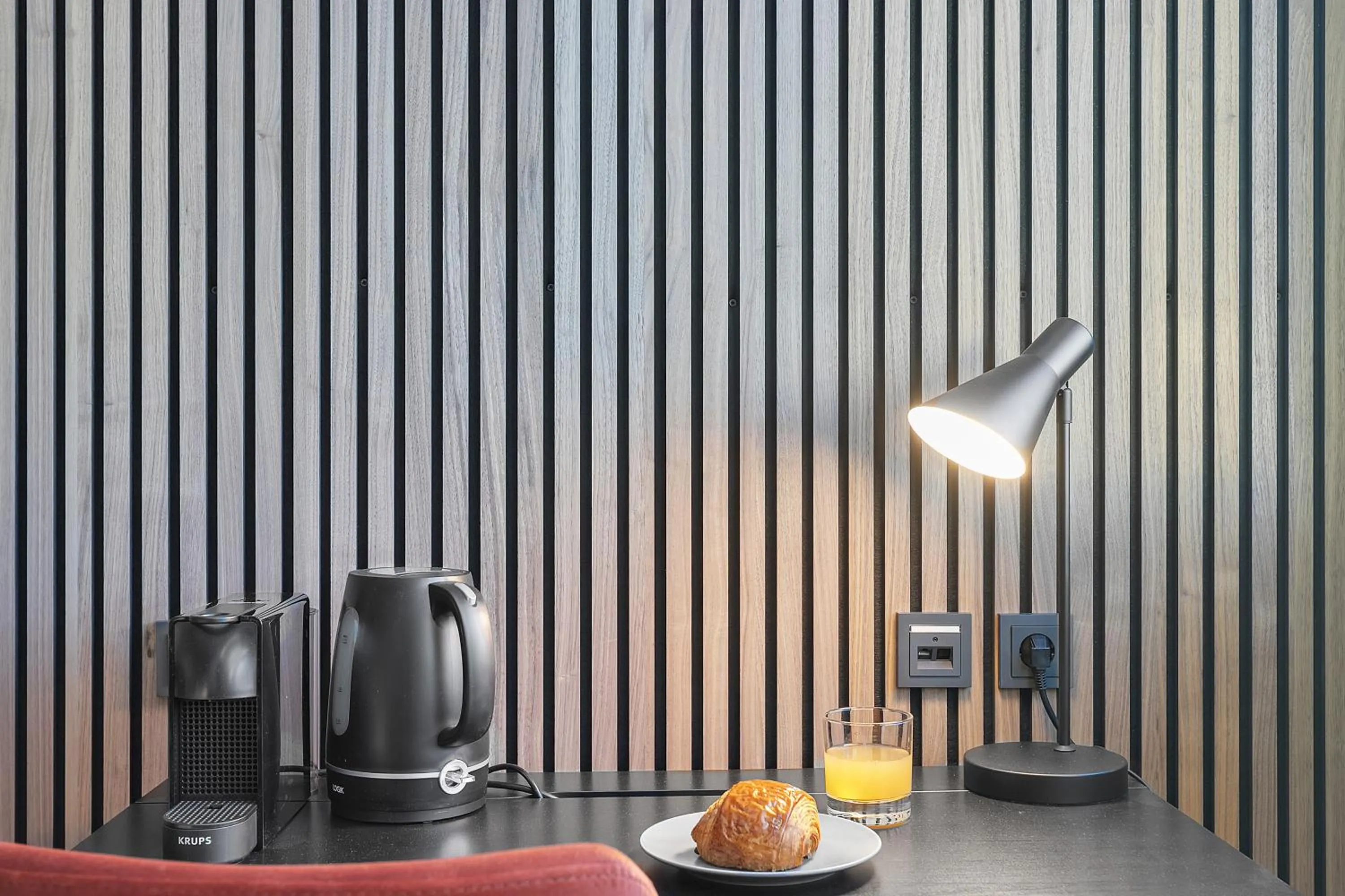 Coffee/tea facilities in Alva Hotel