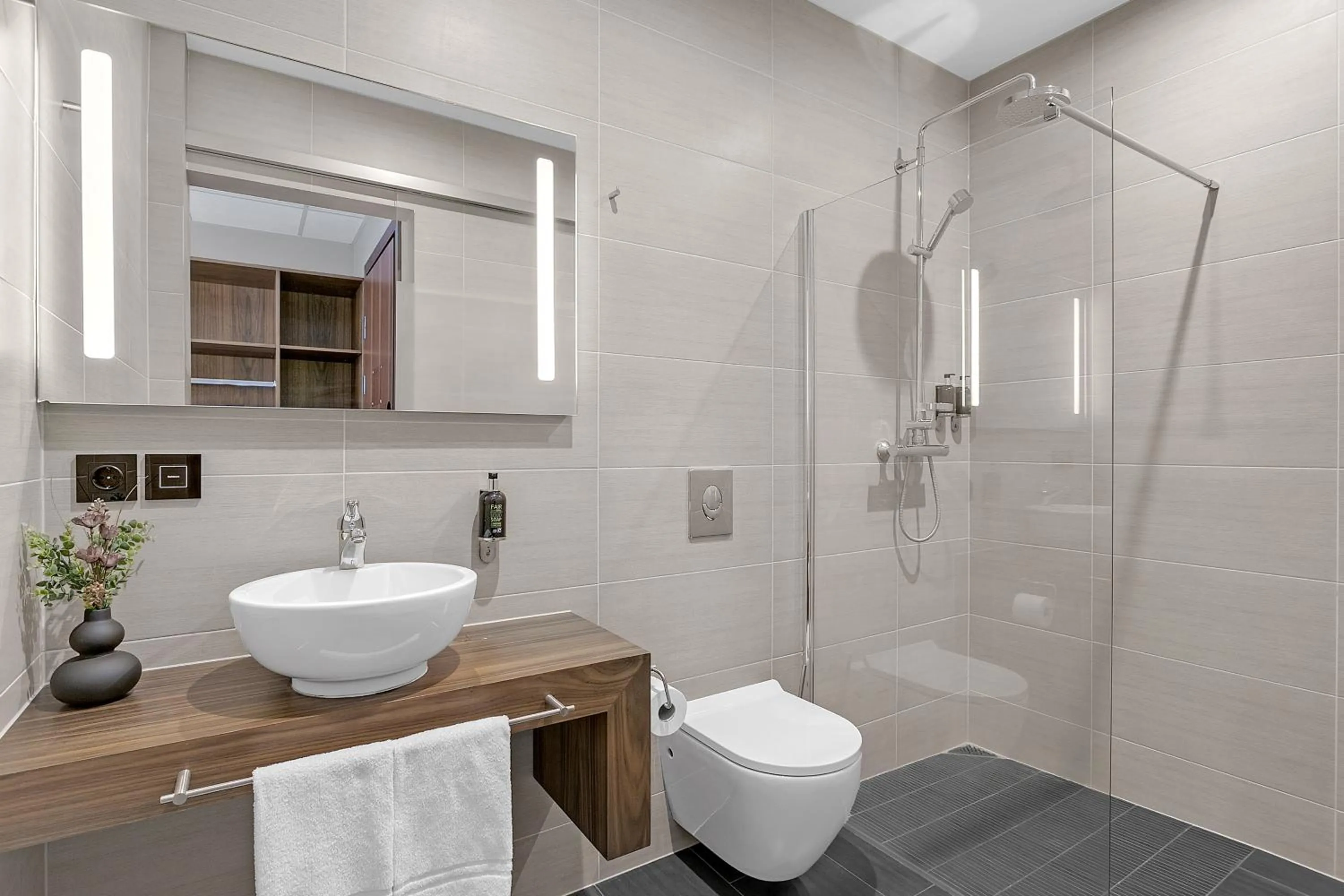 Bathroom in Alva Hotel