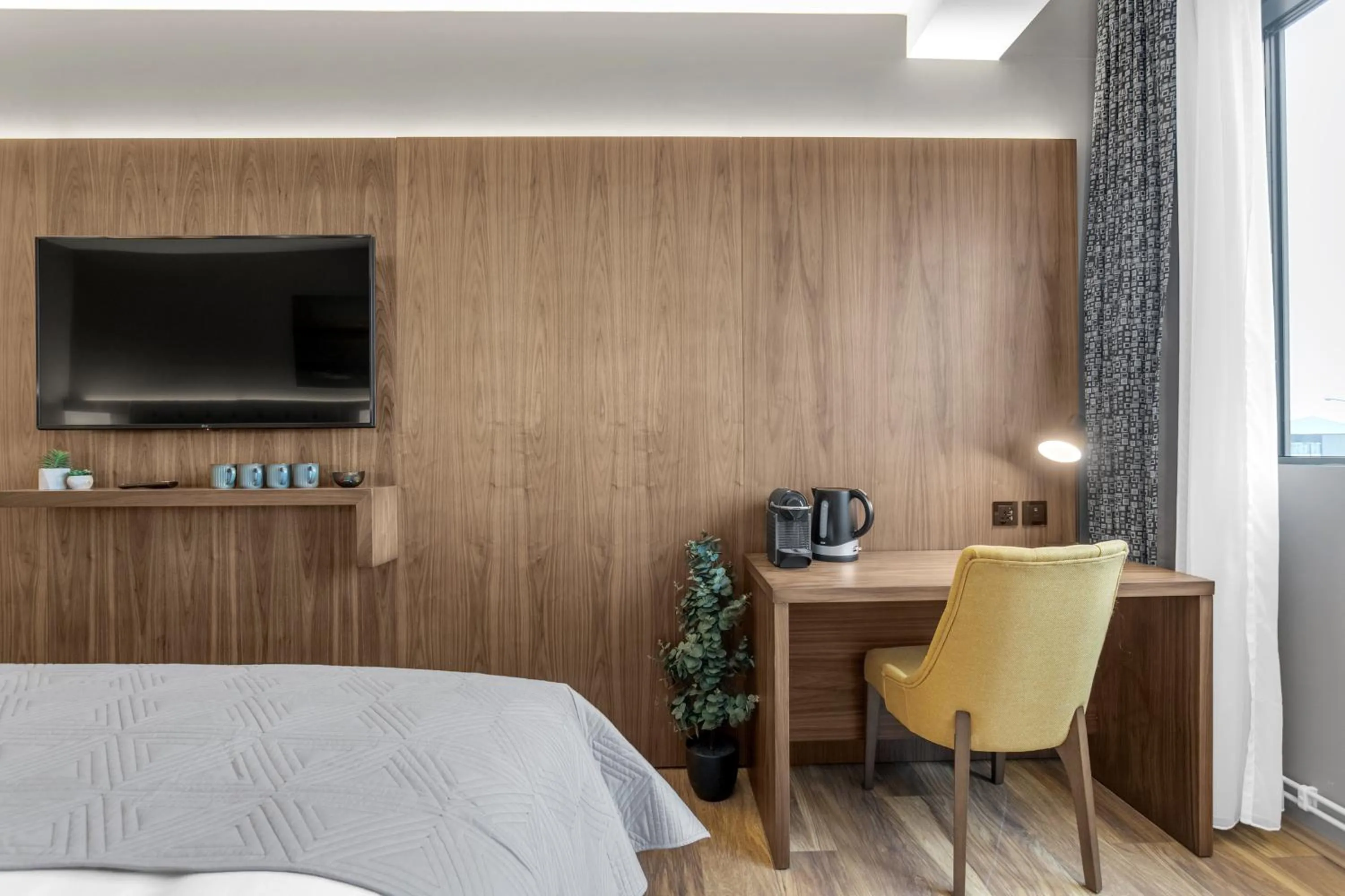 TV and multimedia in Alva Hotel