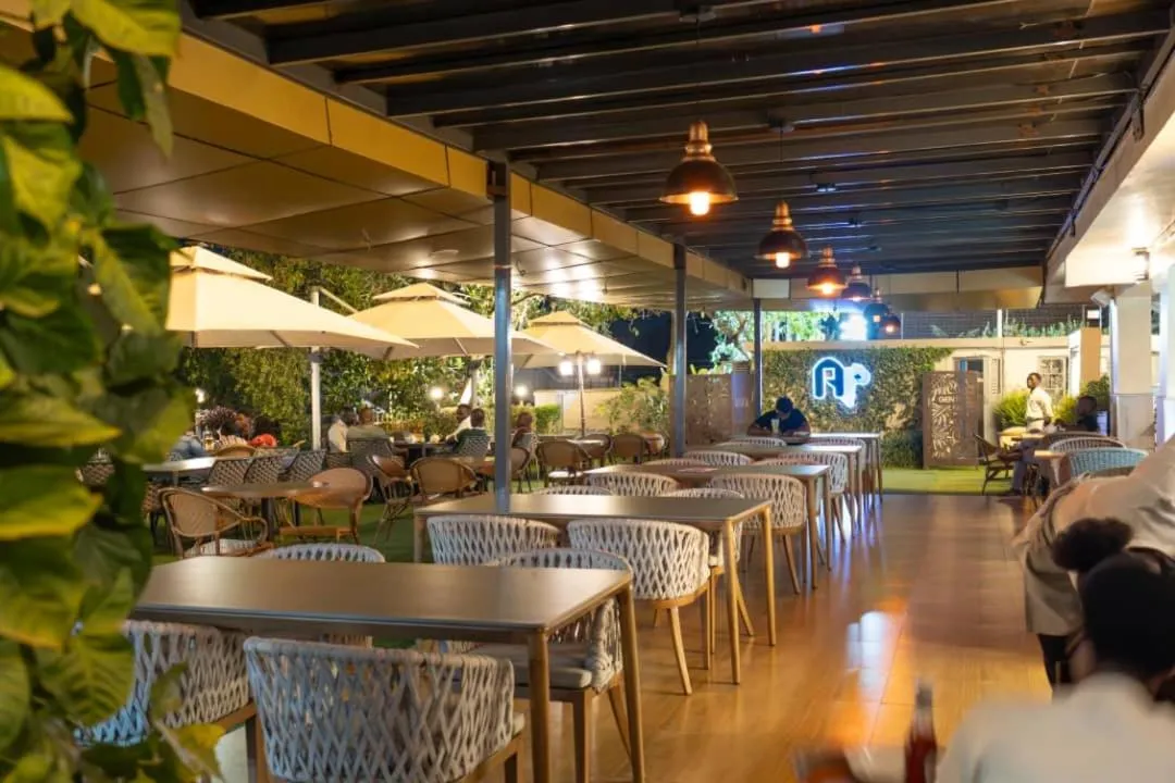 Restaurant/places to eat in Afro Park Hotel