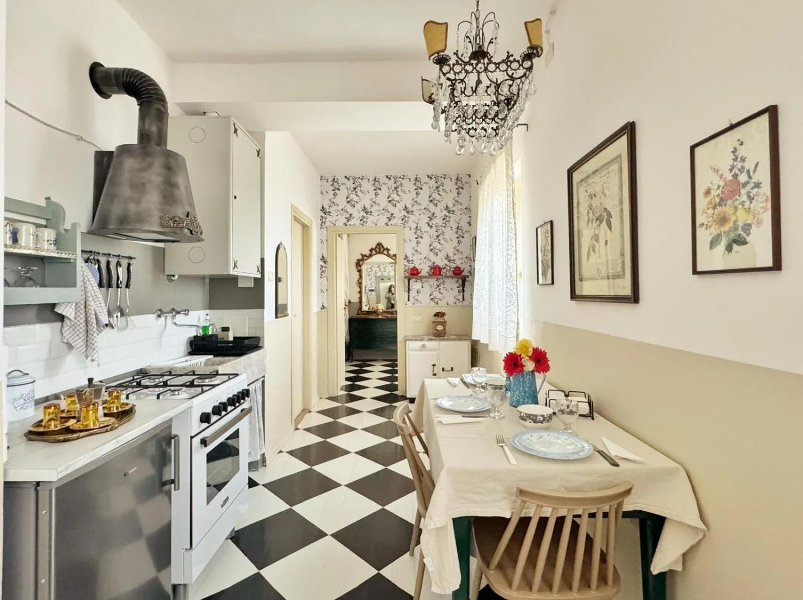 Kitchen or kitchenette in Mapepa Village apartments