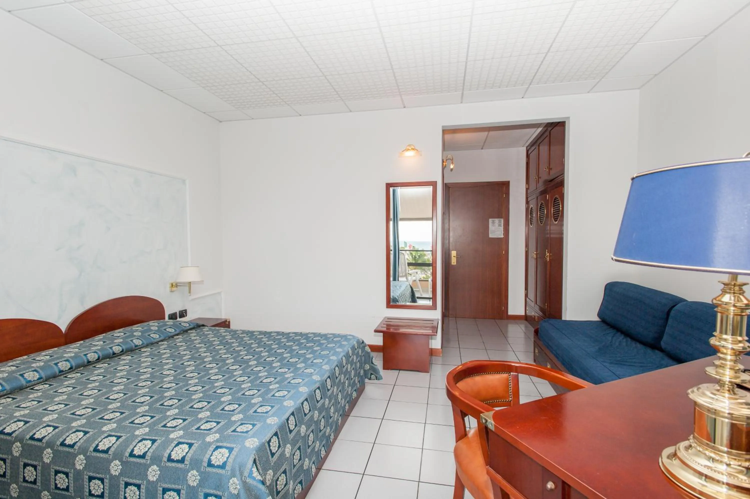 Bedroom, Bed in Hotel Caesar Residence & SPA