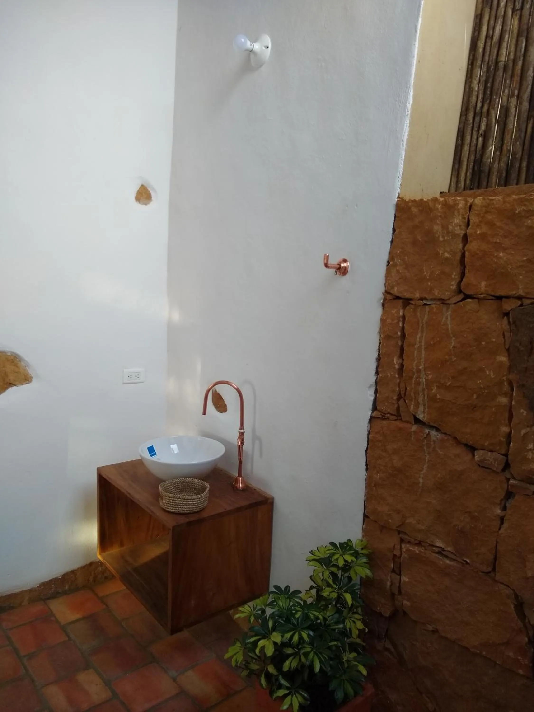 Toilet in Hotel Cariguá