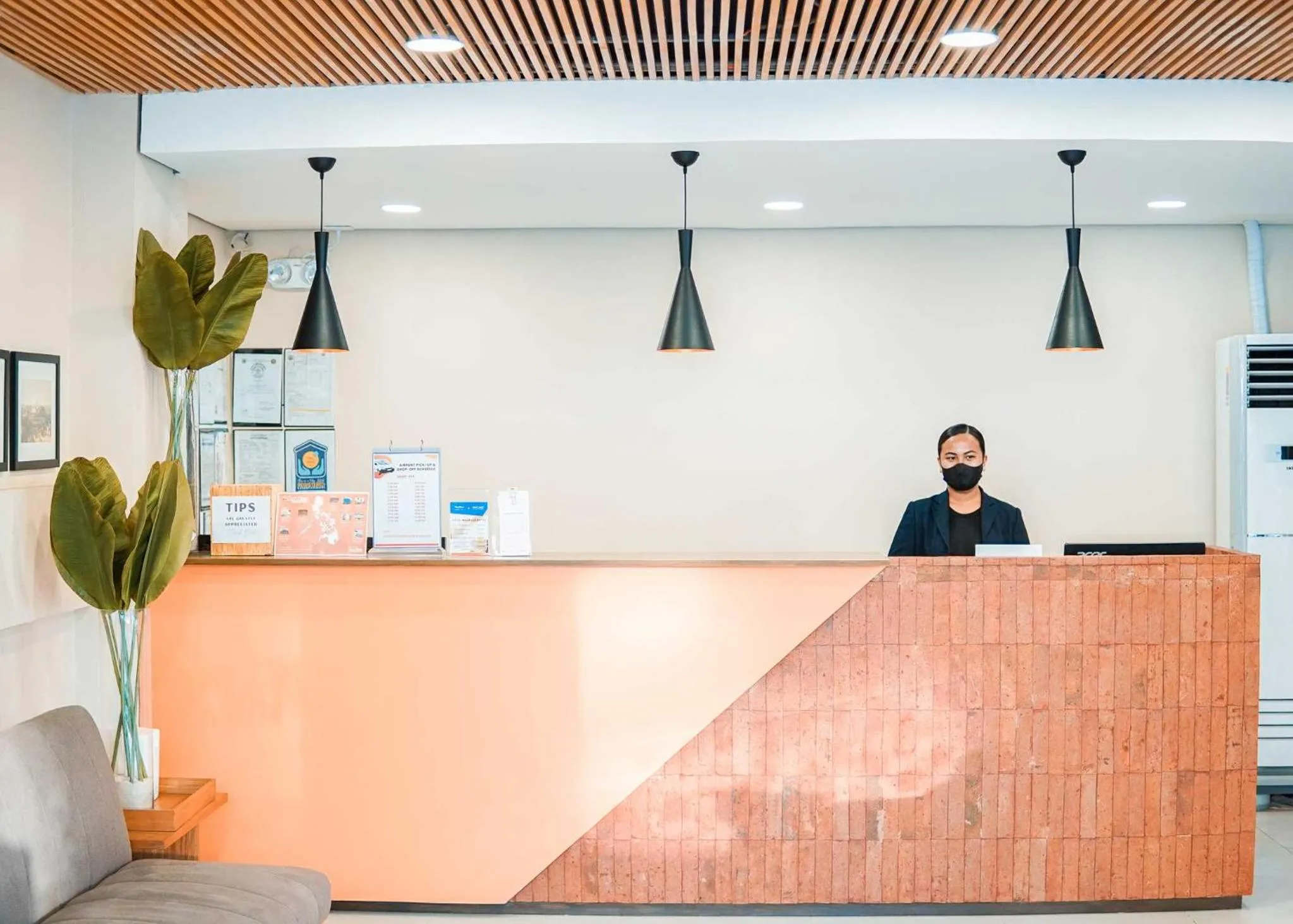 Lobby or reception in Travelbee Airport Inn