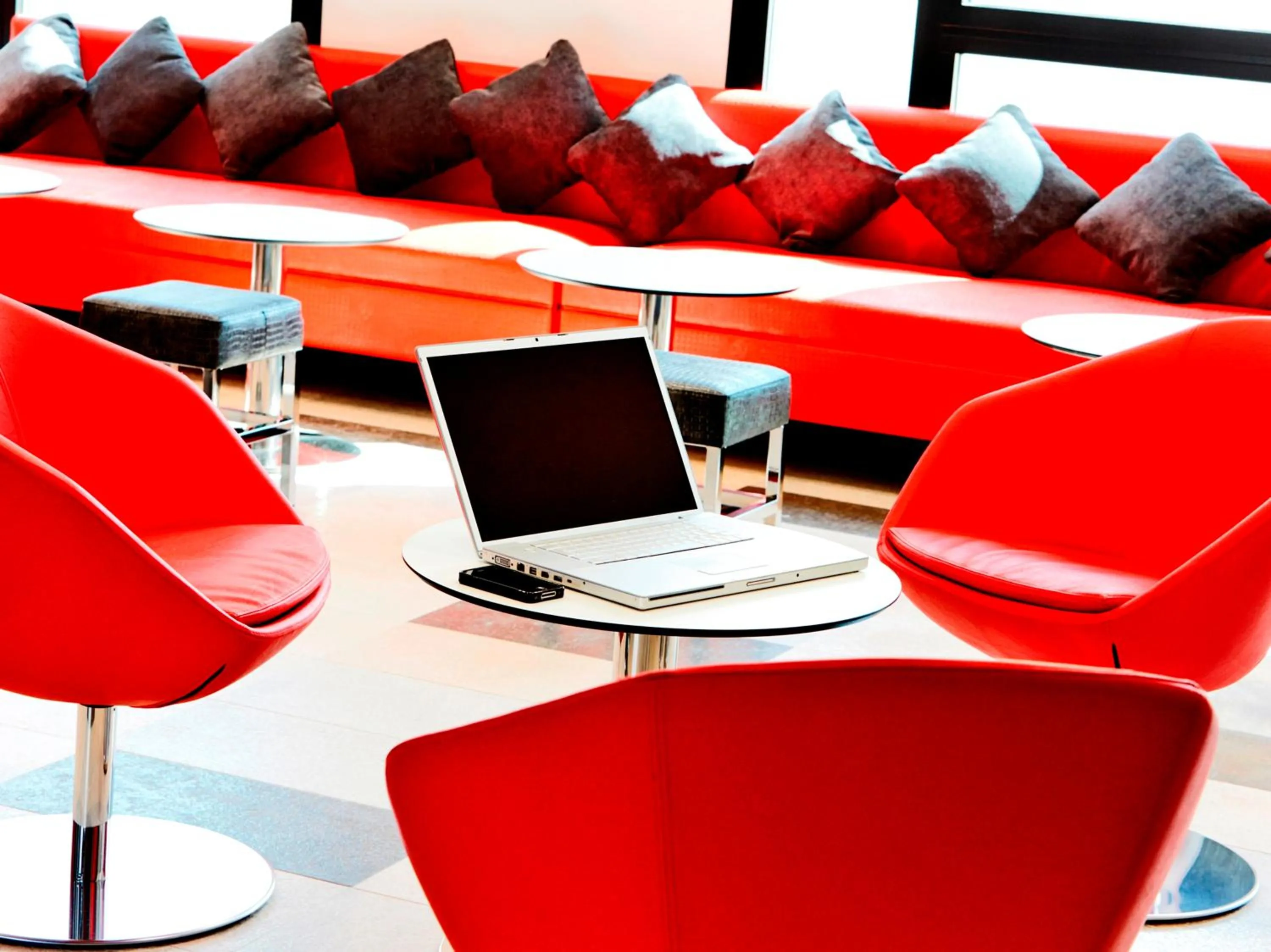 Lounge or bar in Première Classe Lyon - Saint Priest Eurexpo