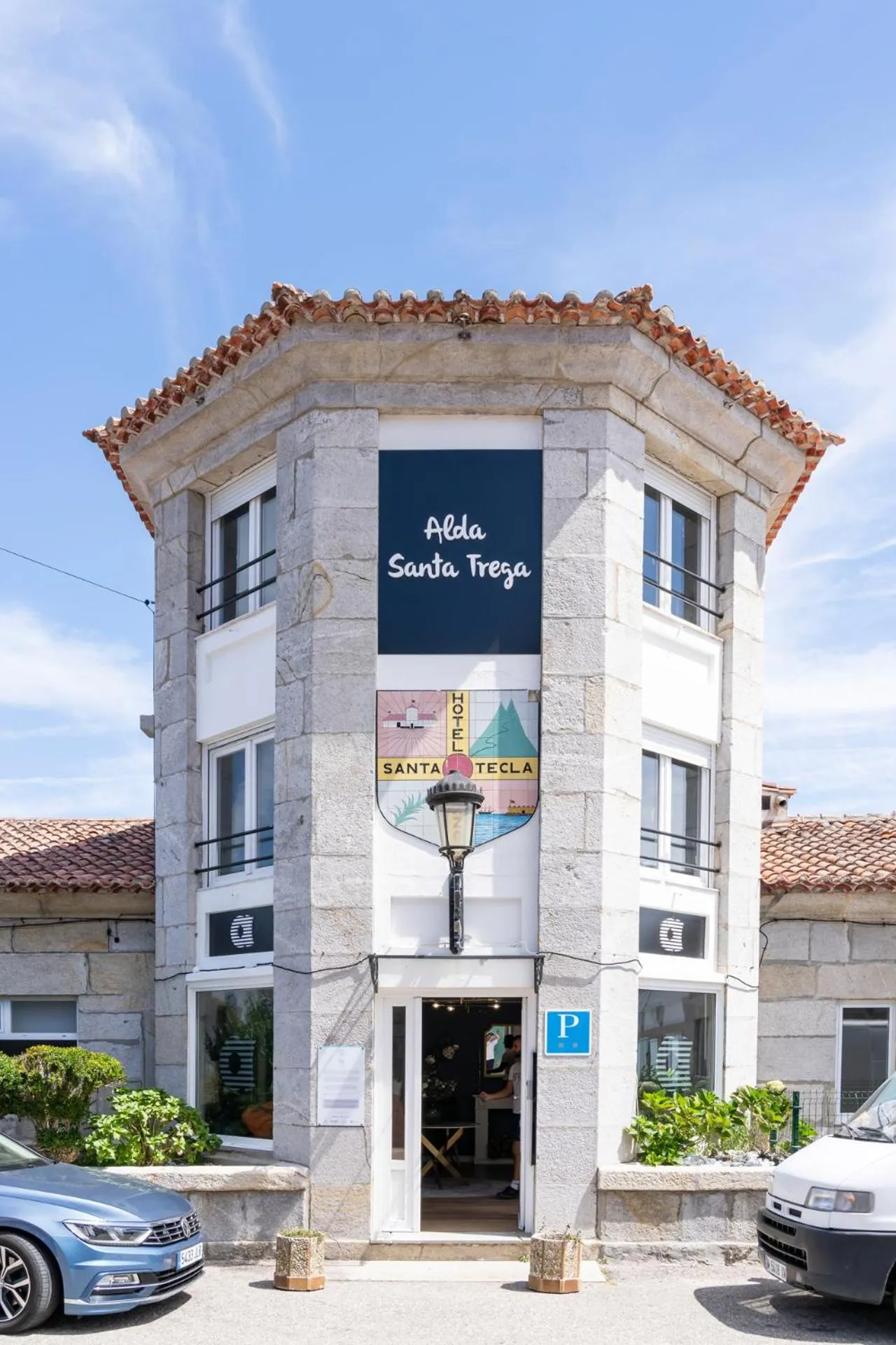 Facade/entrance in Alda Santa Trega