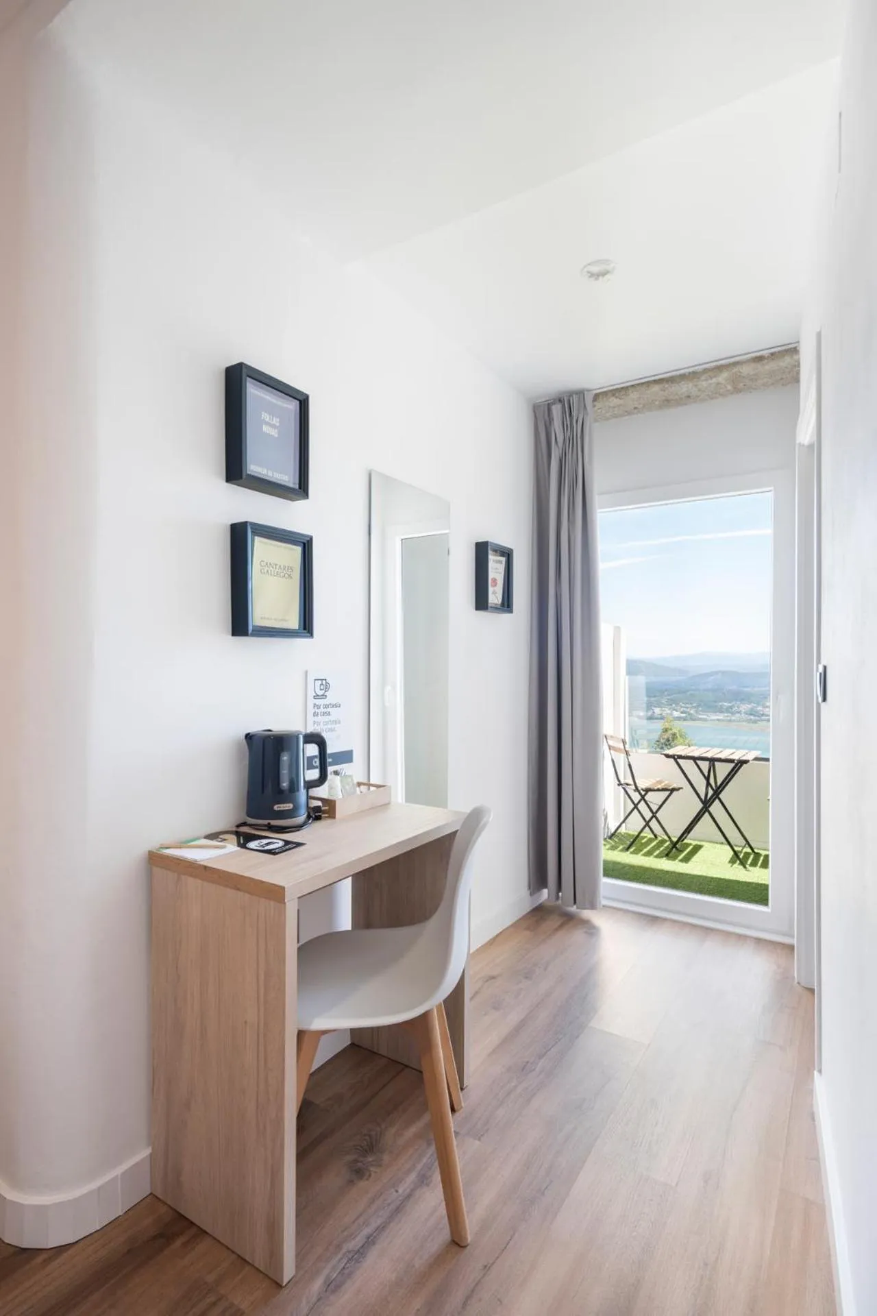 Bedroom in Alda Santa Trega