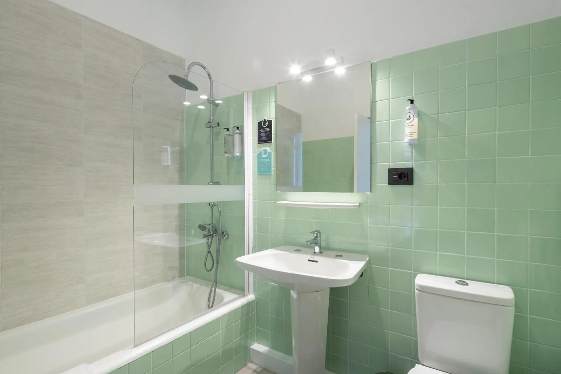 Bathroom in Alda Santa Trega