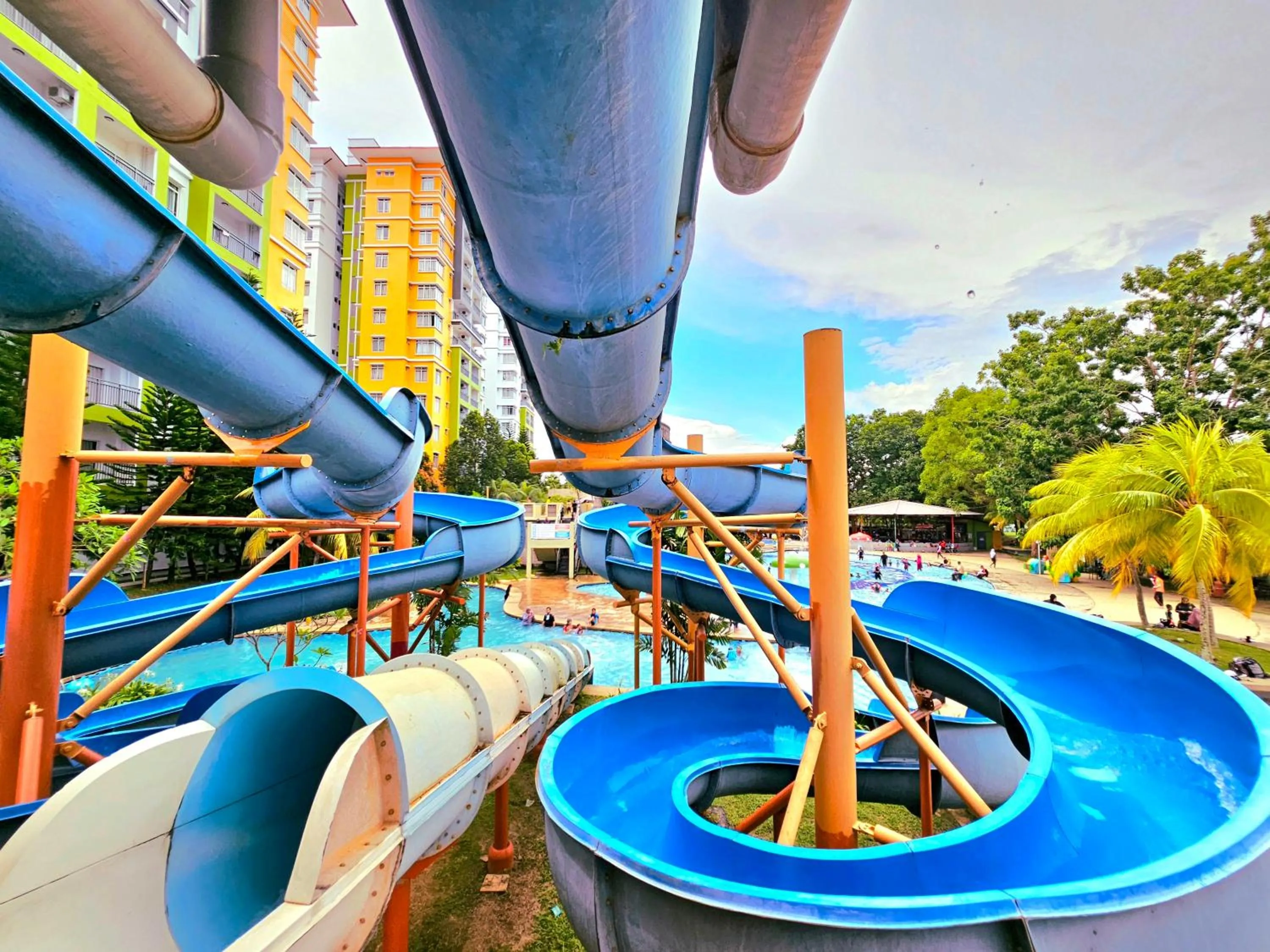 Day in BY LG Water Themepark Suites Melaka By GGM