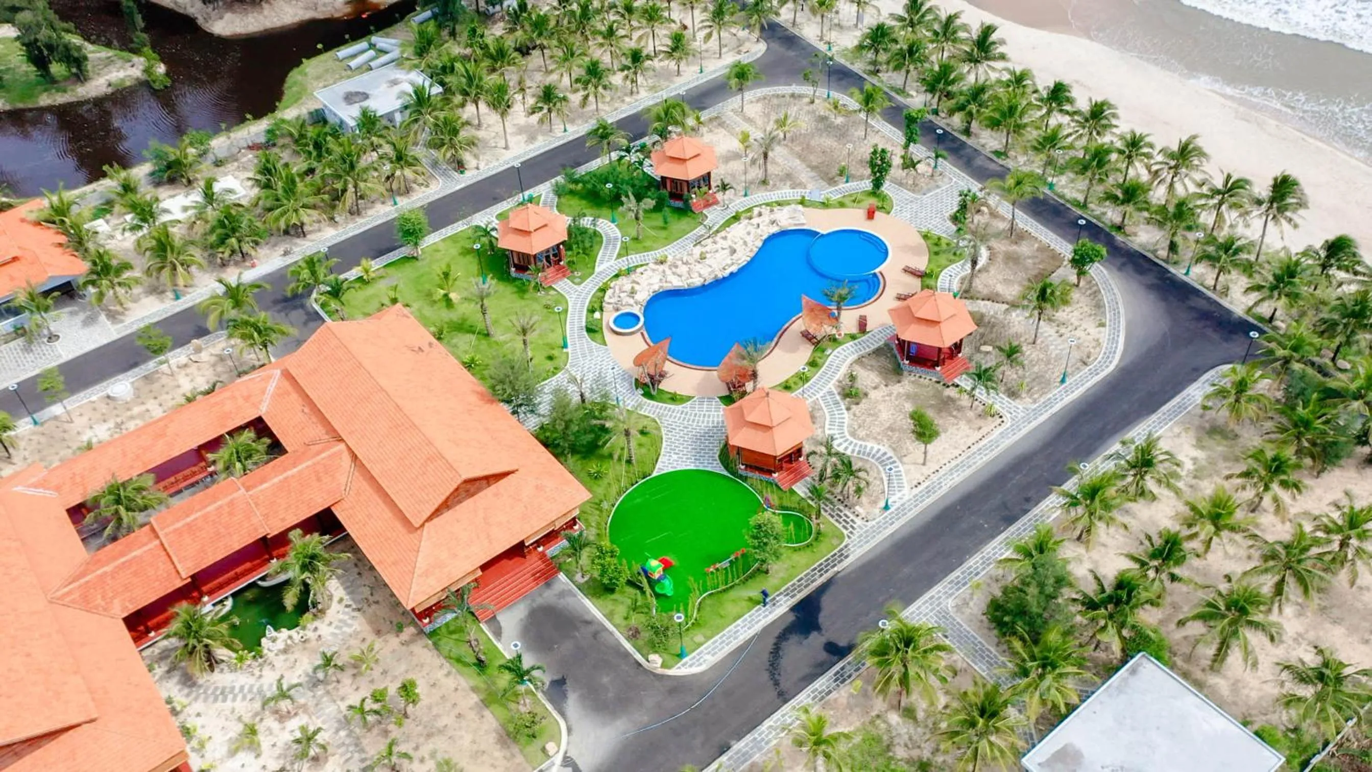 Property building in Hodota Cam Bình Resort & Spa - Lagi Beach