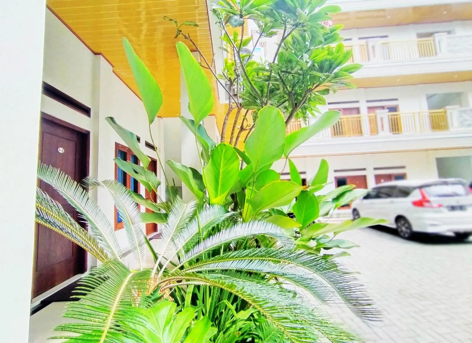 Area and facilities in Hometown Residence