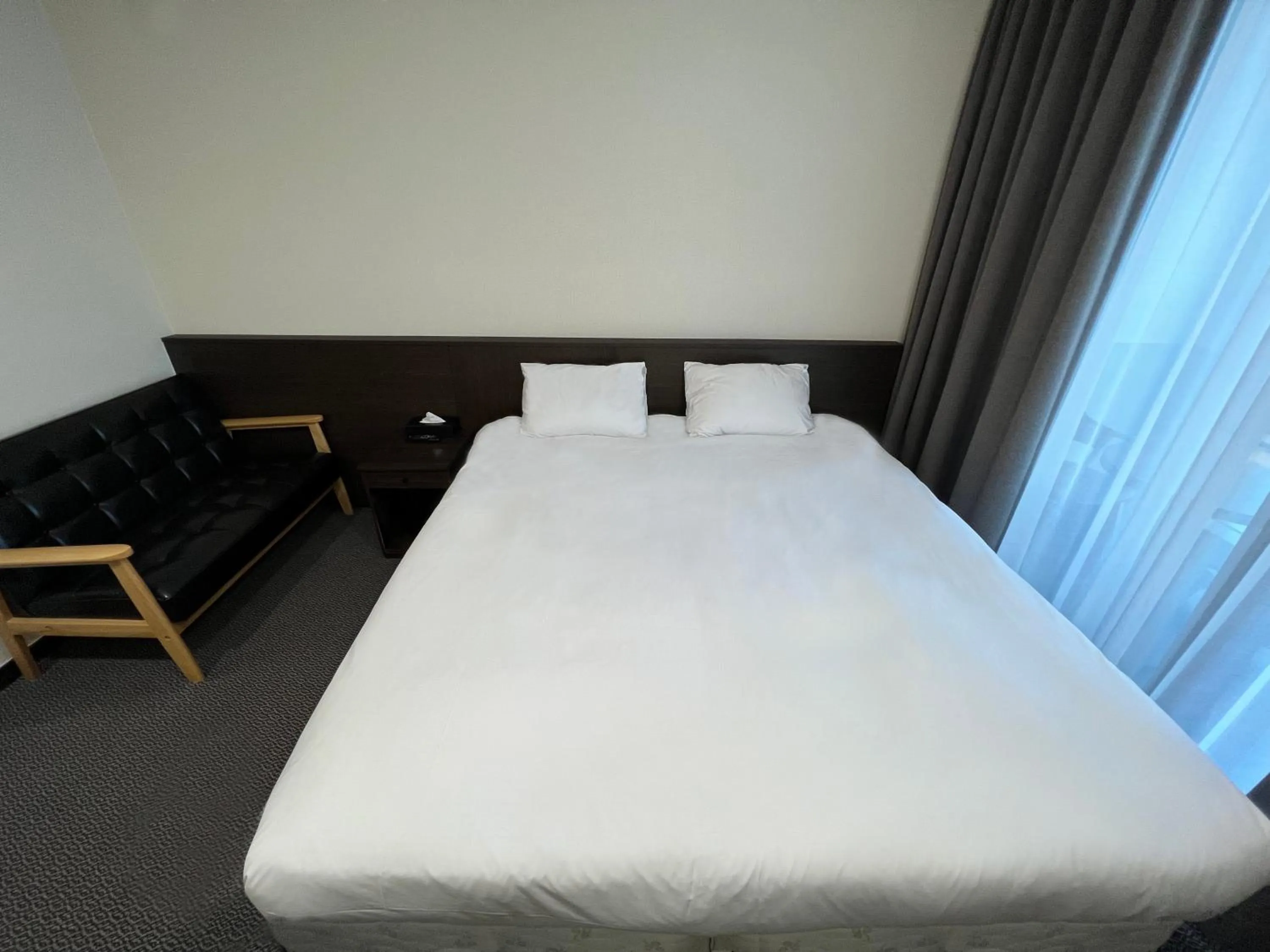 Photo of the whole room, Bed in Incheon Rivieraverium Hotel