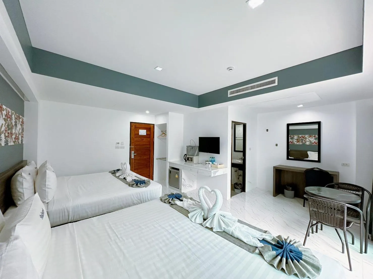 Photo of the whole room, Bed in Machorat Aonang Resort at Aonang Beach Krabi