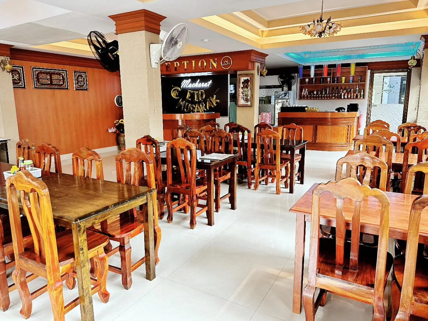 Restaurant/places to eat in Machorat Aonang Resort at Aonang Beach Krabi