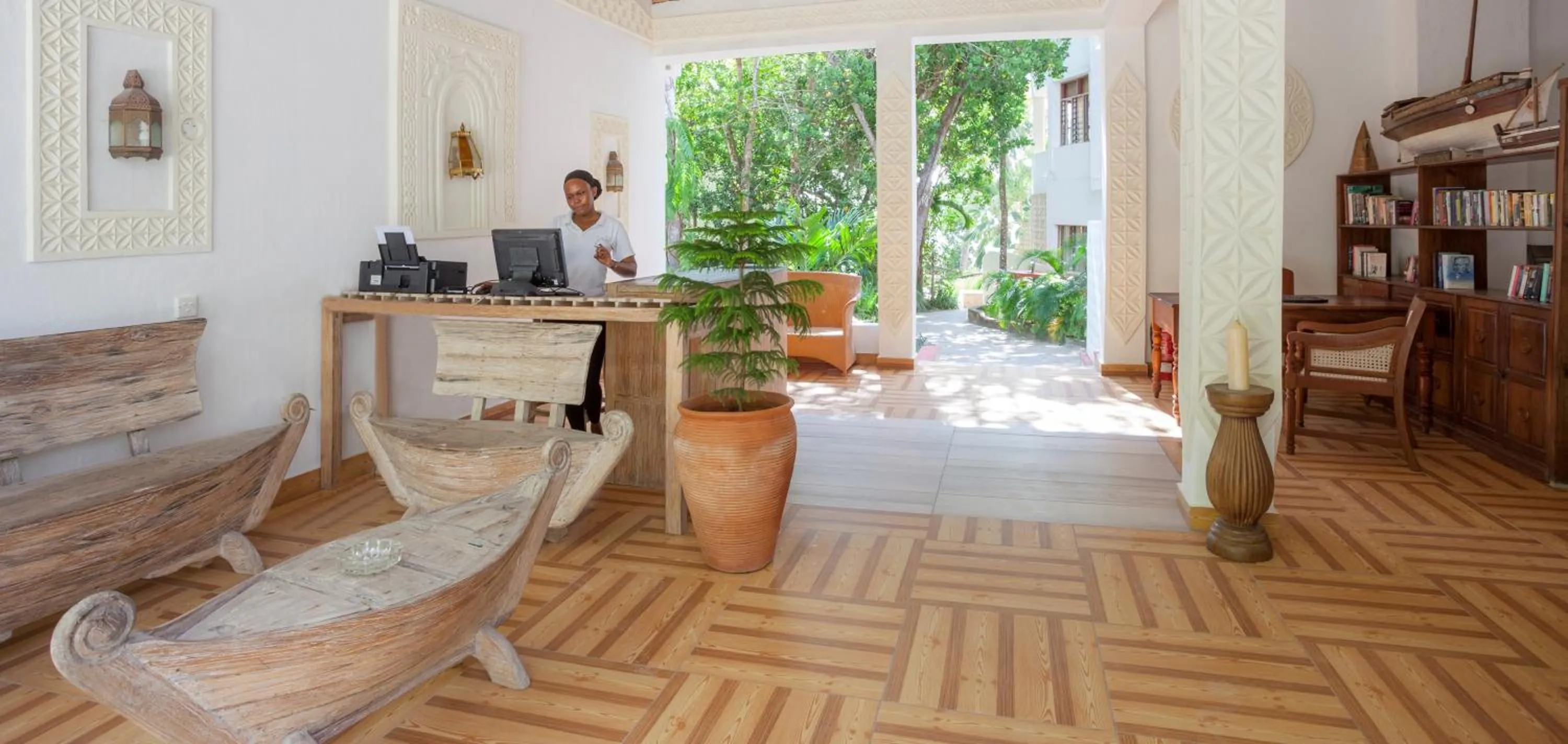 Lobby or reception in Blue Marlin Beach Hotel