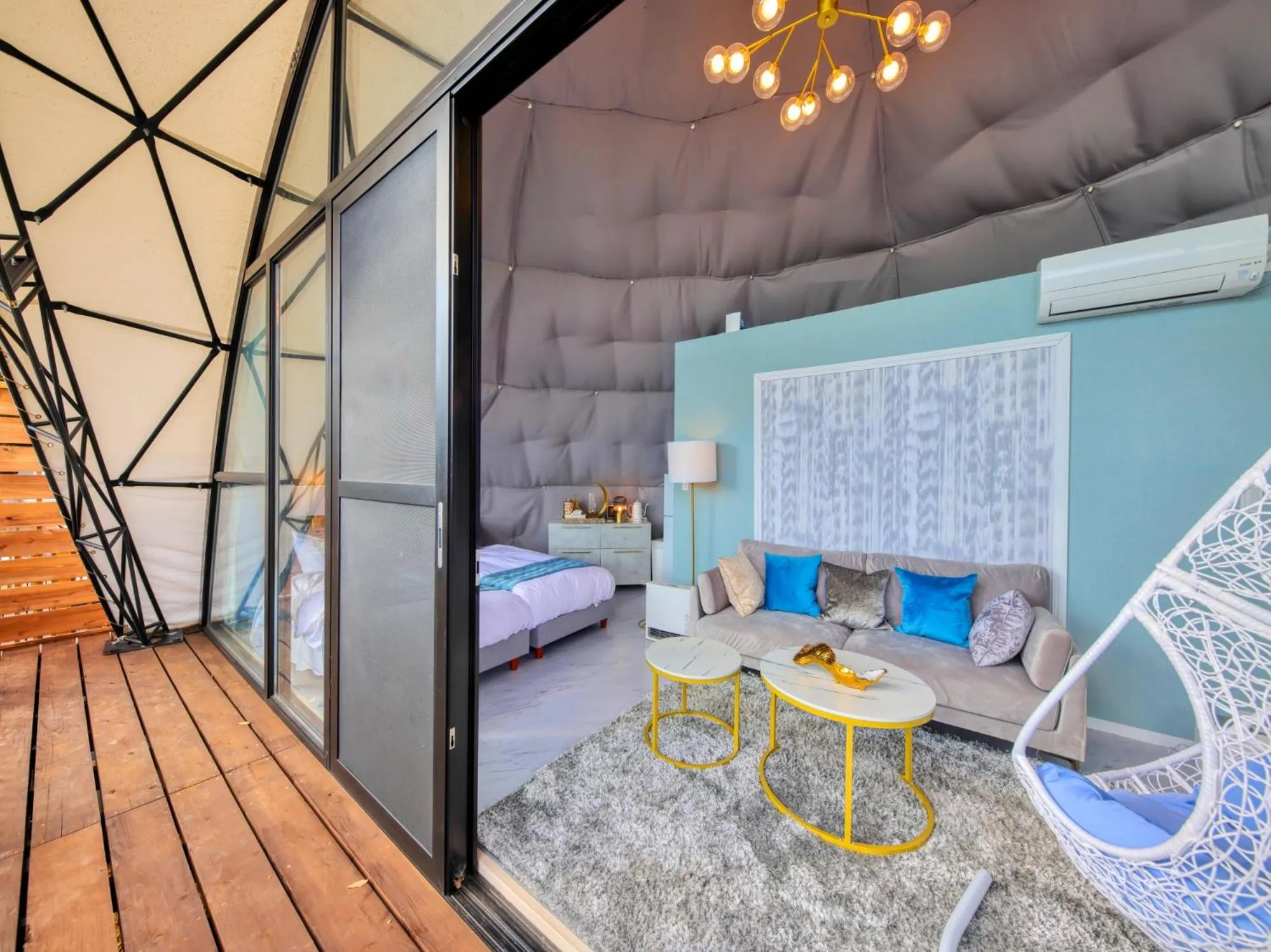 Photo of the whole room in Mt.Fujiグランピングテラス　嶺乃華