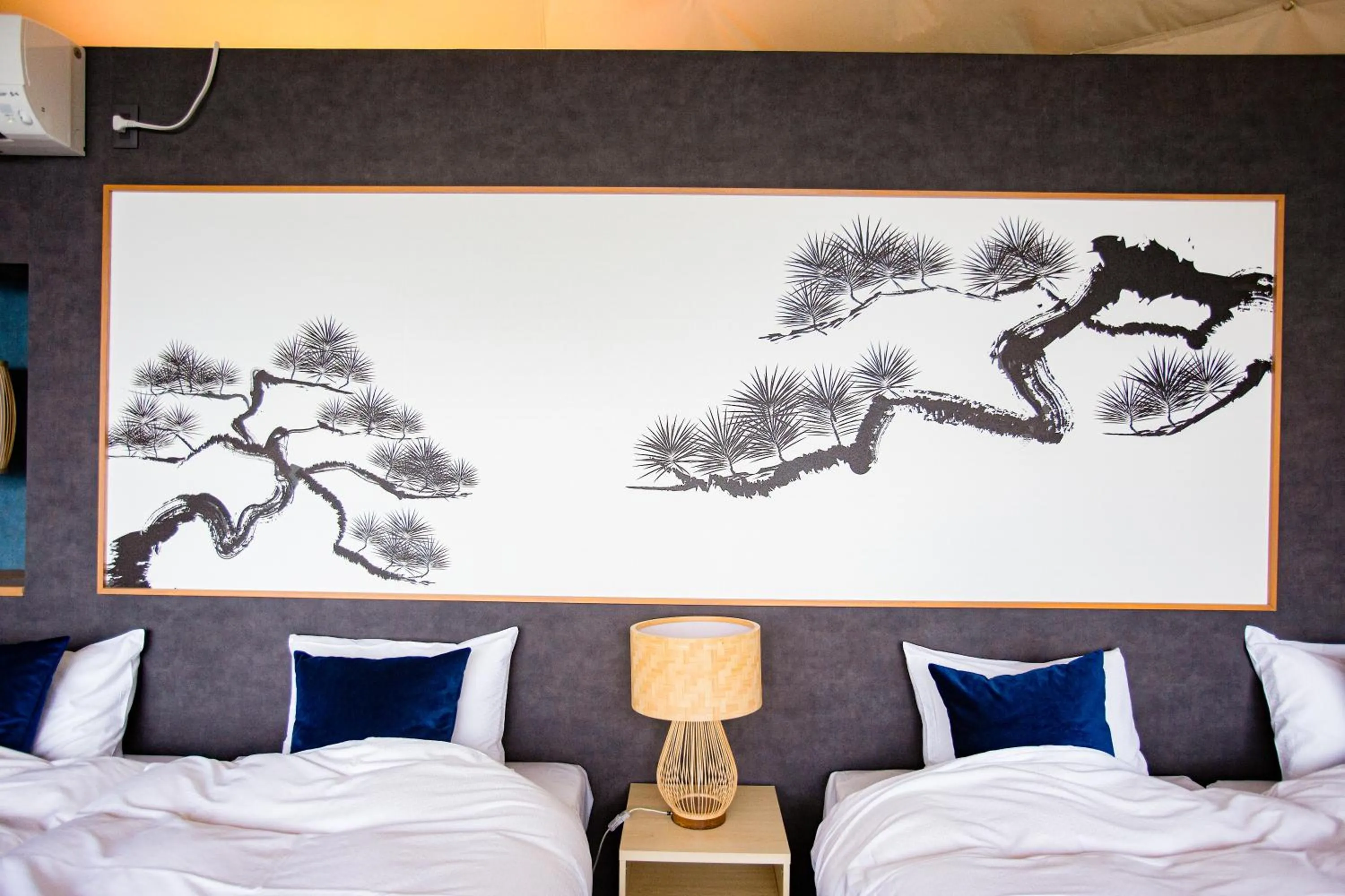 Bed in Mt.Fujiグランピングテラス　嶺乃華