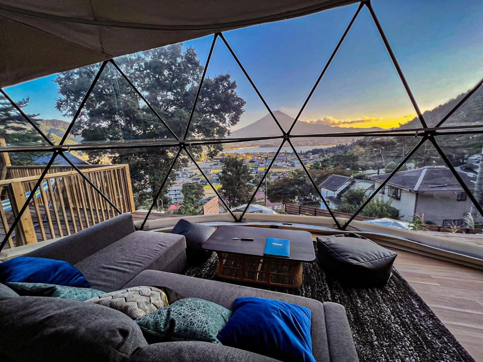 Day in Mt.Fujiグランピングテラス　嶺乃華