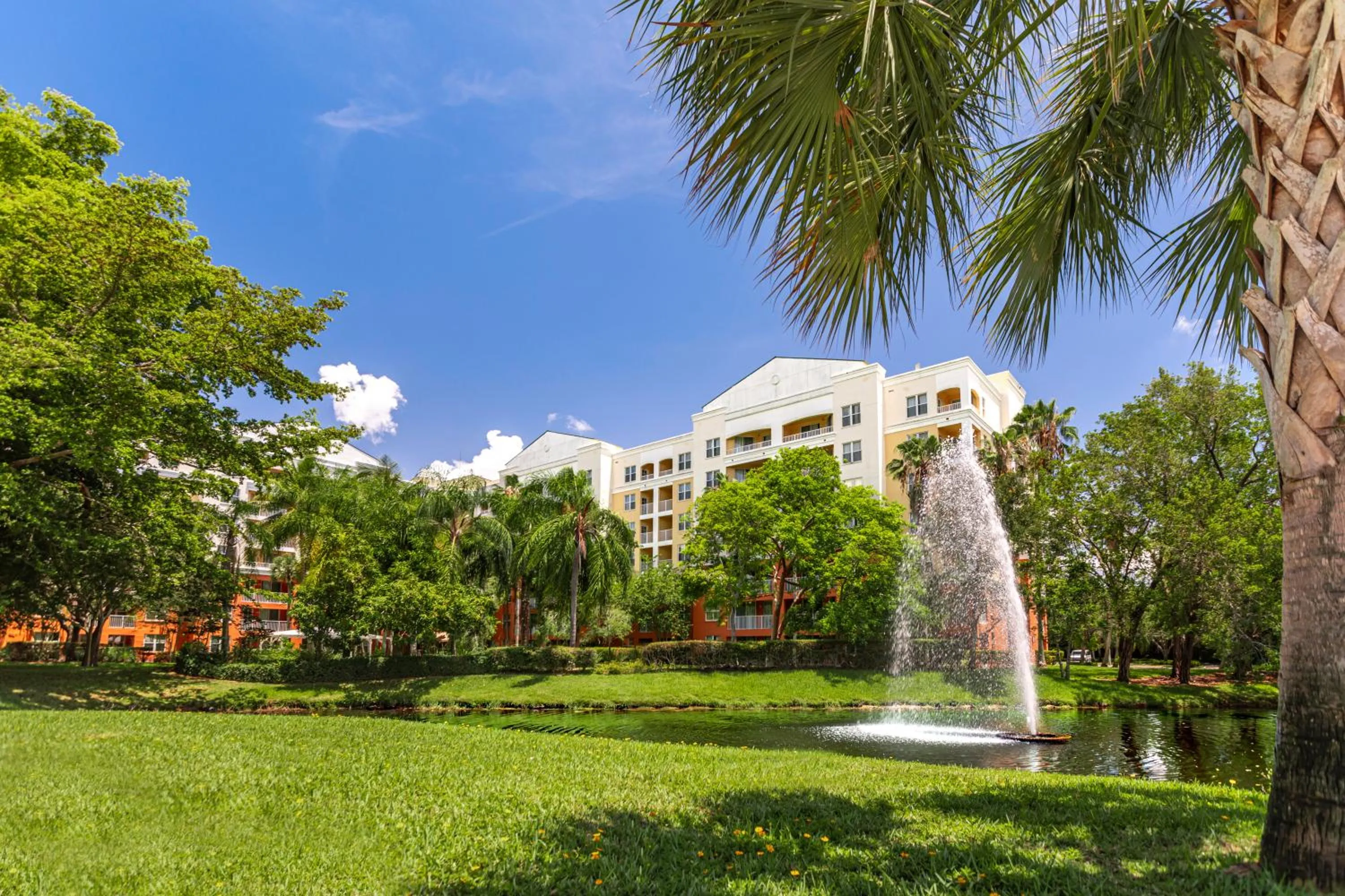 Lake view in Vacation Village at Weston, Fort Lauderdale