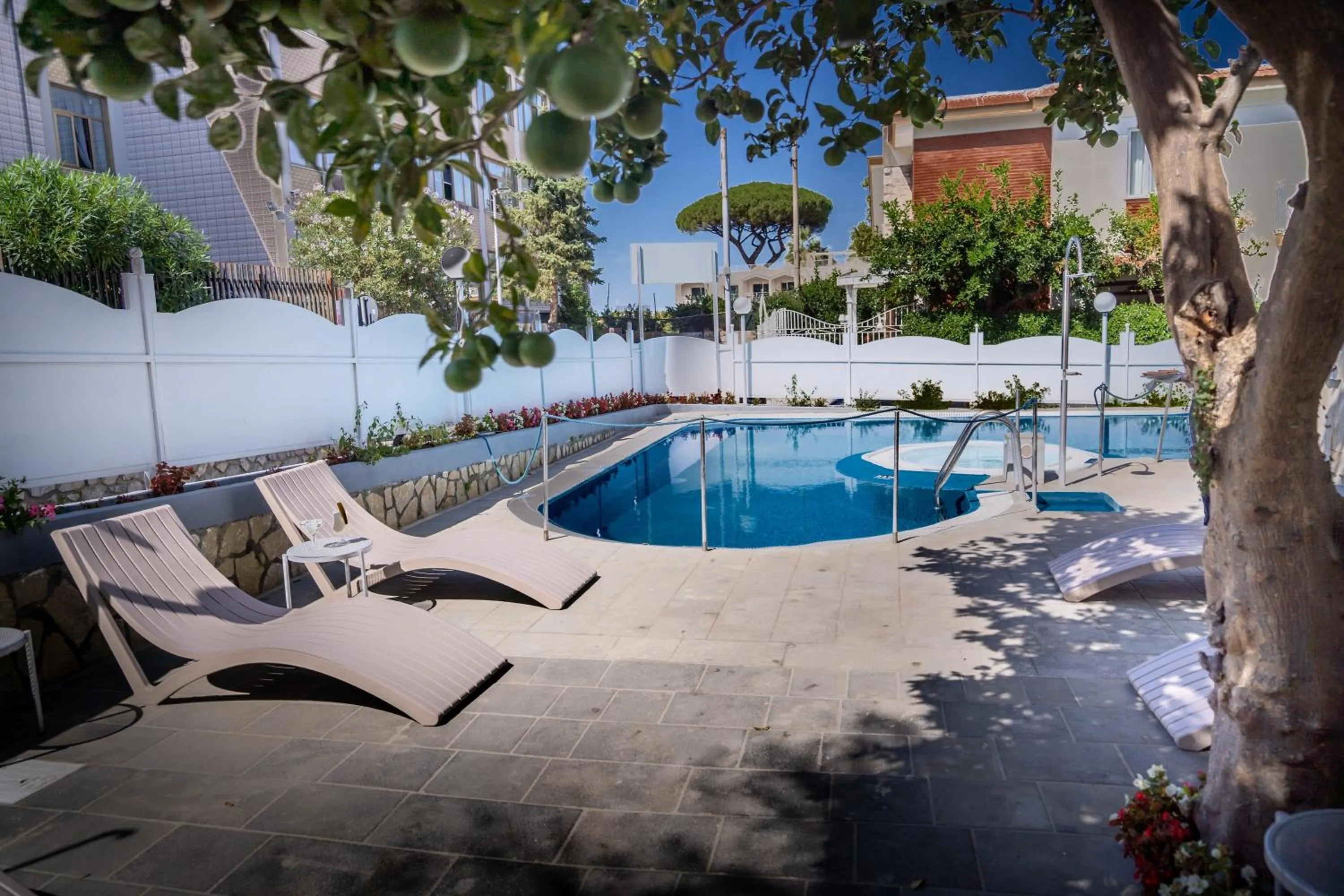 Swimming pool in Hotel La Pergola
