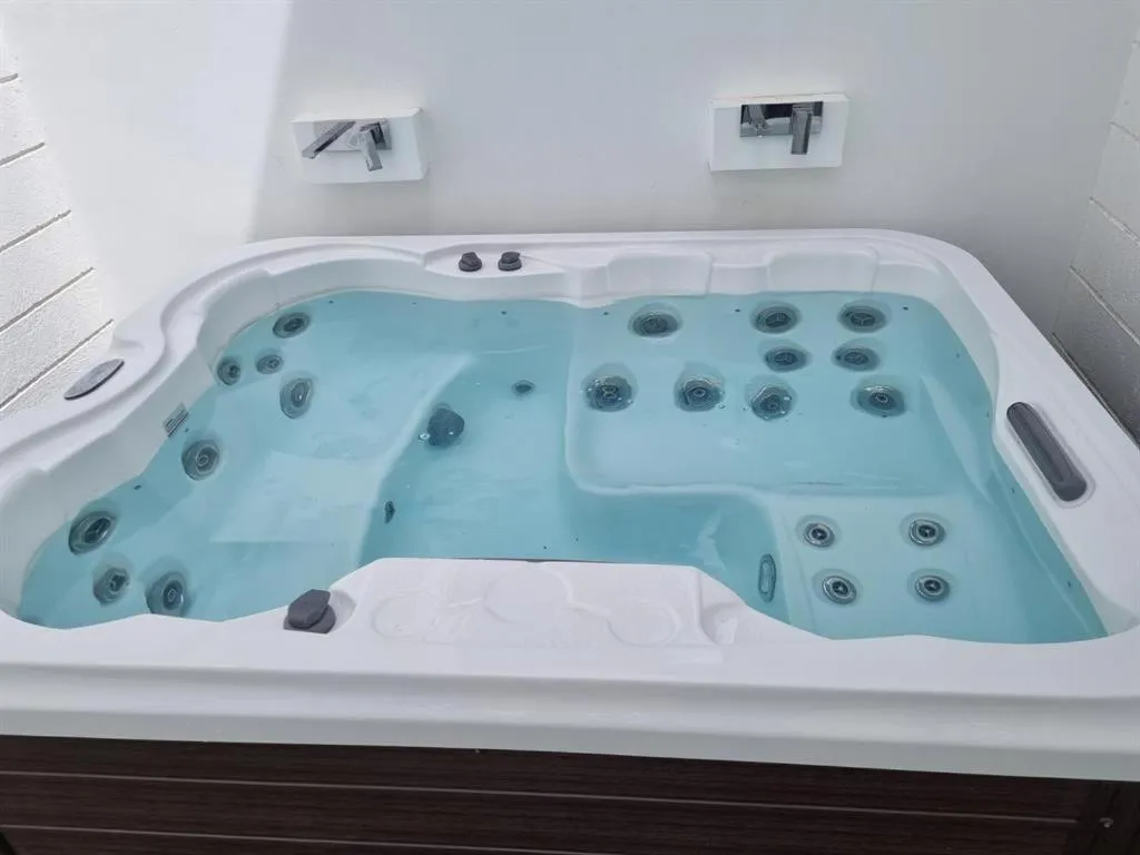 Villa Excellance Beach and Wave Pool Resort