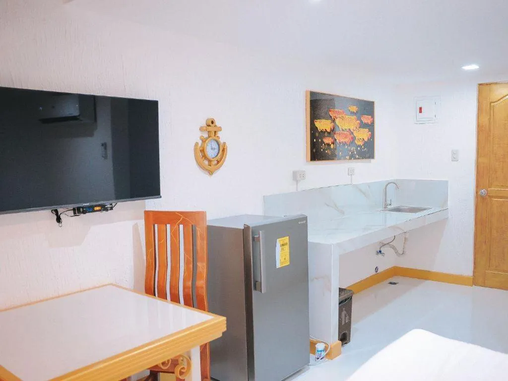 Villa Excellance Beach and Wave Pool Resort